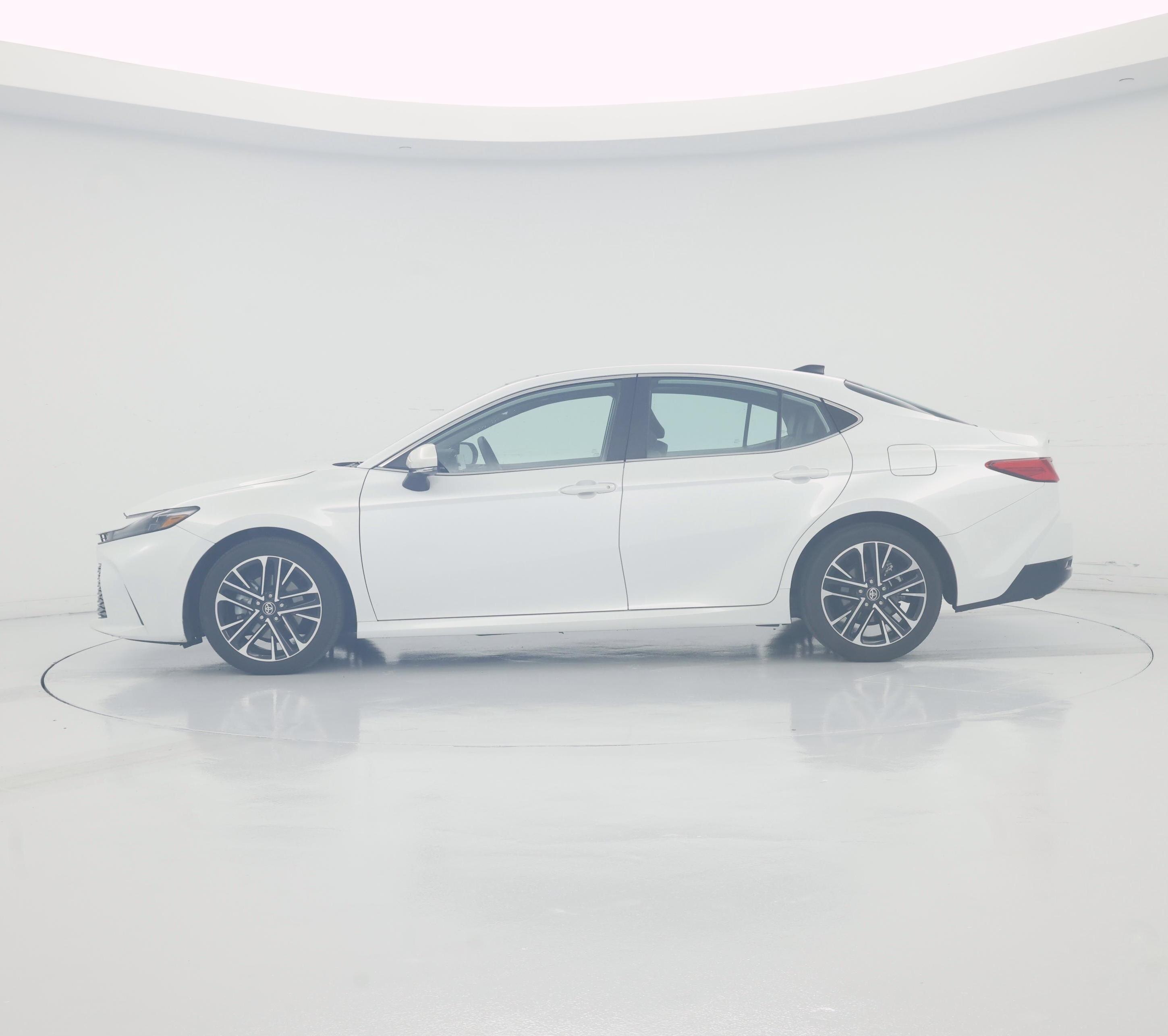 Thumbnail: 2025 Toyota Camry - 3