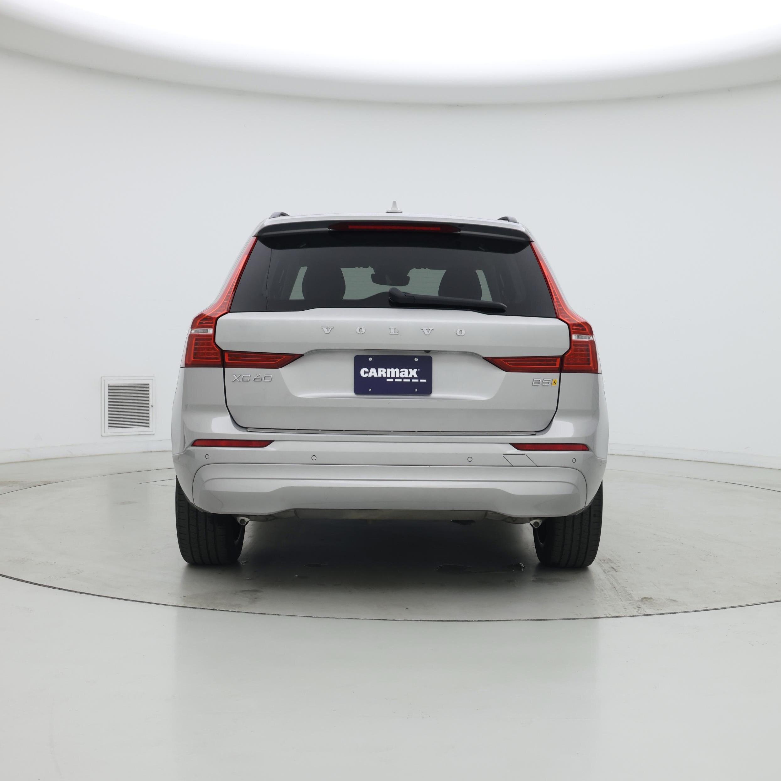 Thumbnail: 2022 Volvo XC60 - 6