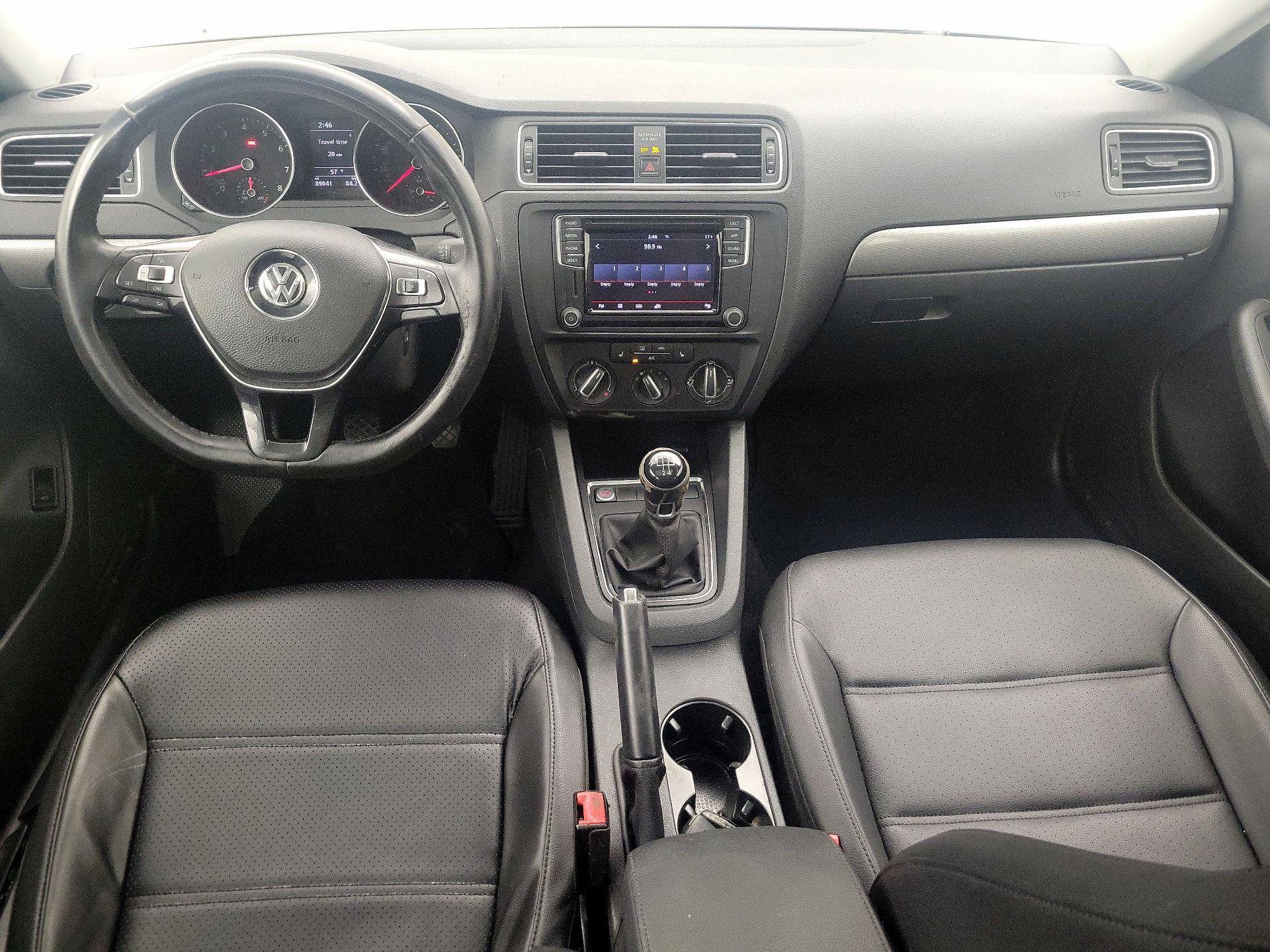 Thumbnail: 2018 Volkswagen Jetta - 9