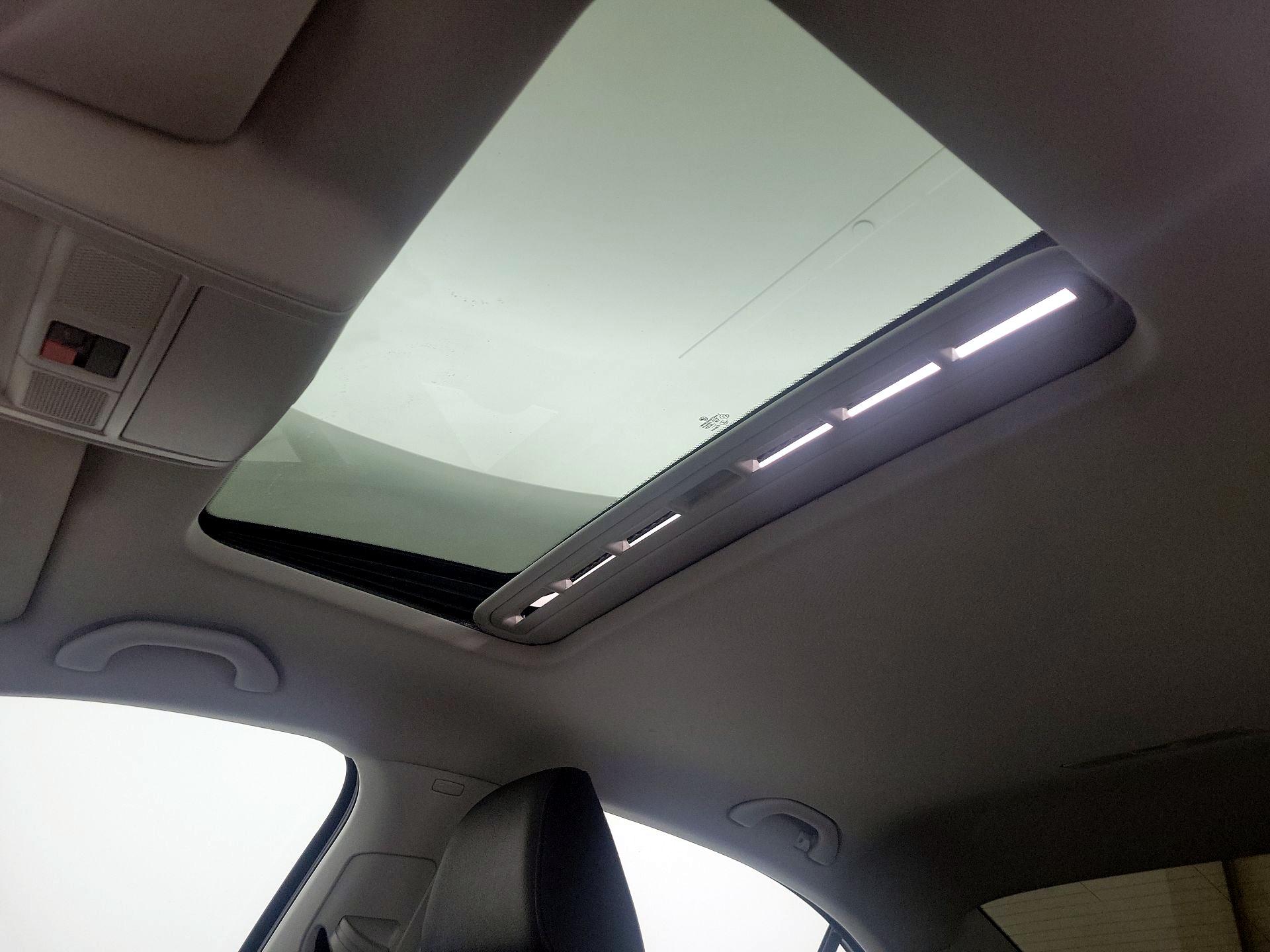 Thumbnail: 2018 Volkswagen Jetta - 19