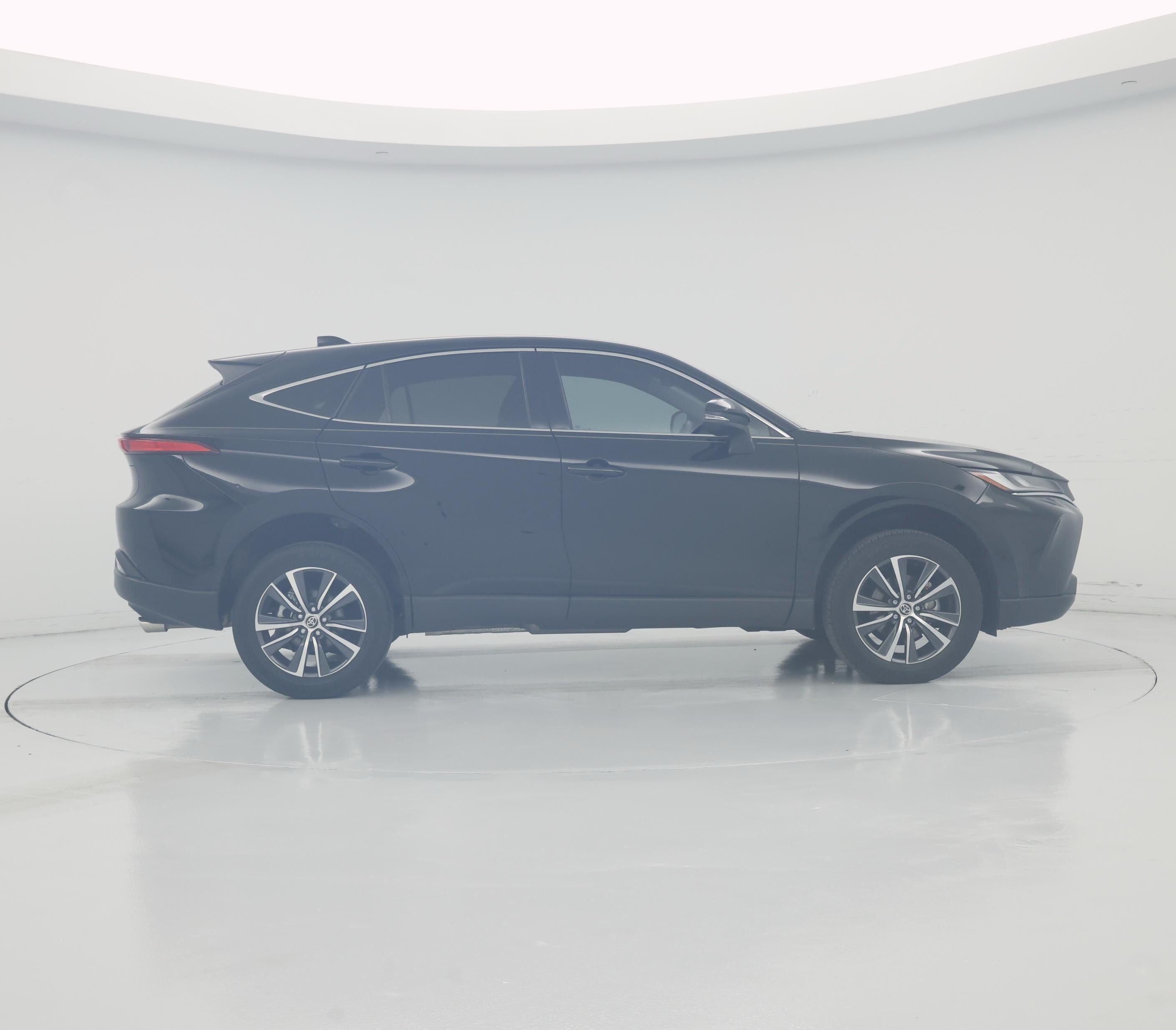 Thumbnail: 2023 Toyota Venza - 7