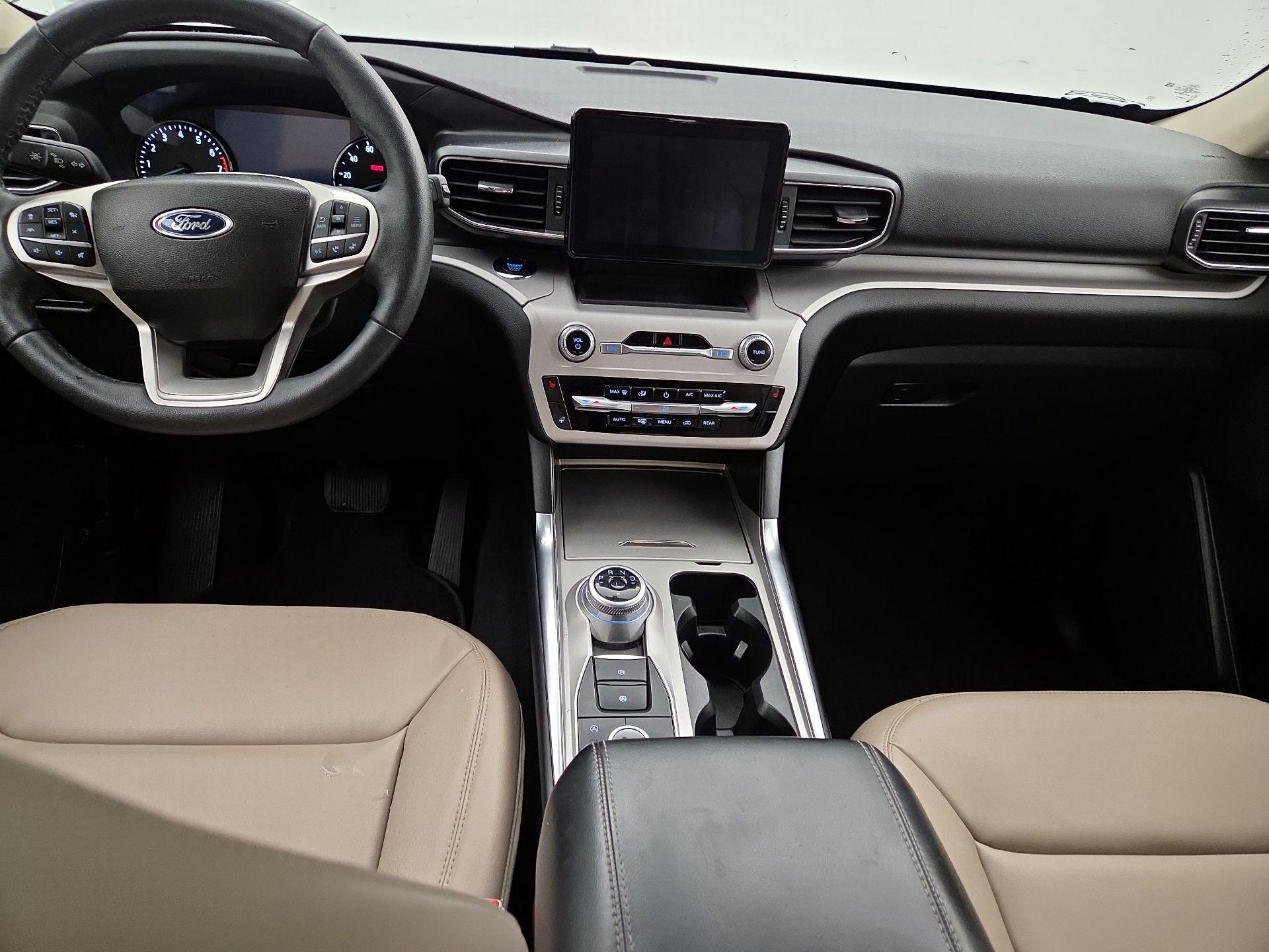 Thumbnail: 2023 Ford Explorer - 9