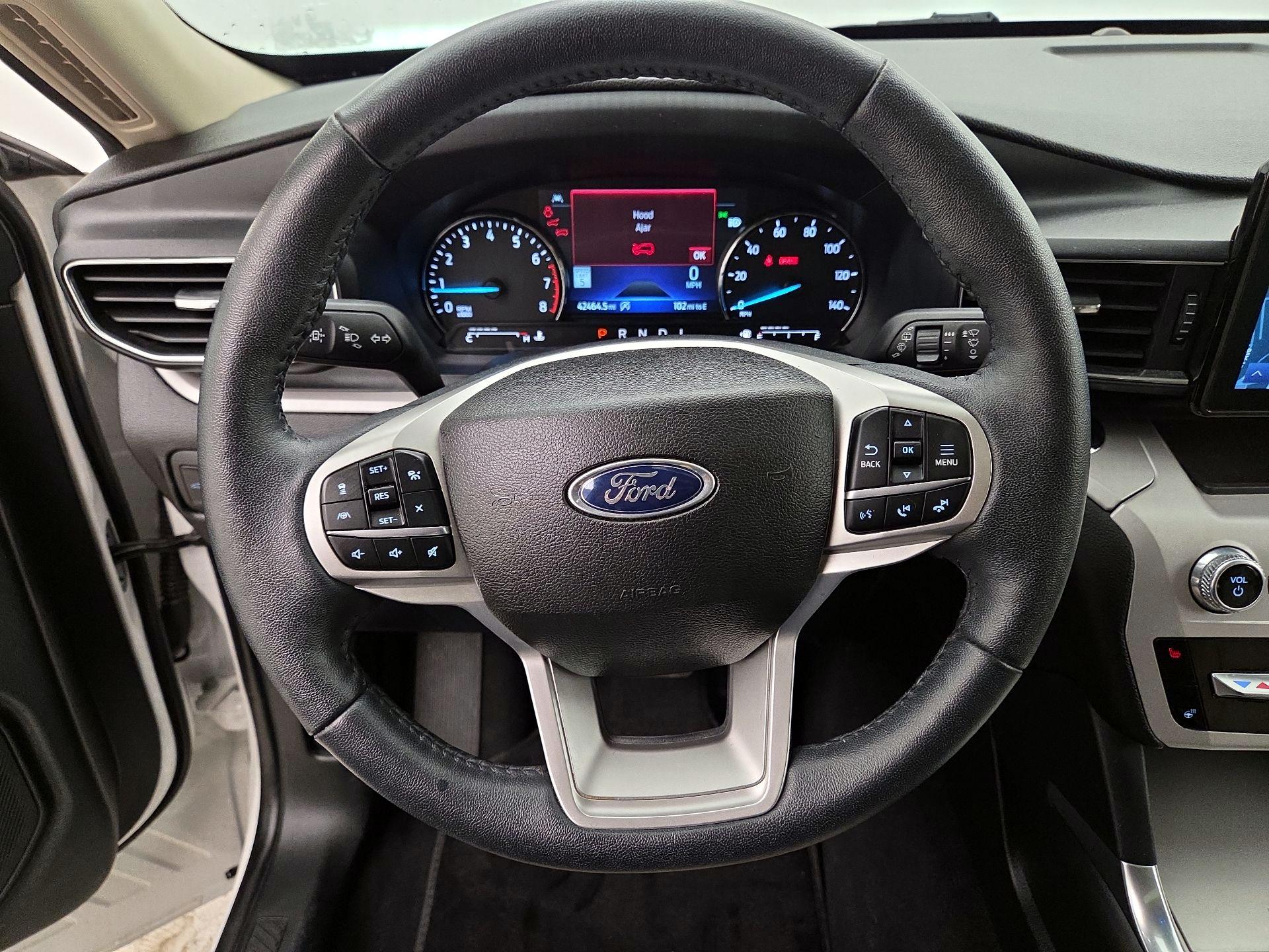 Thumbnail: 2023 Ford Explorer - 10