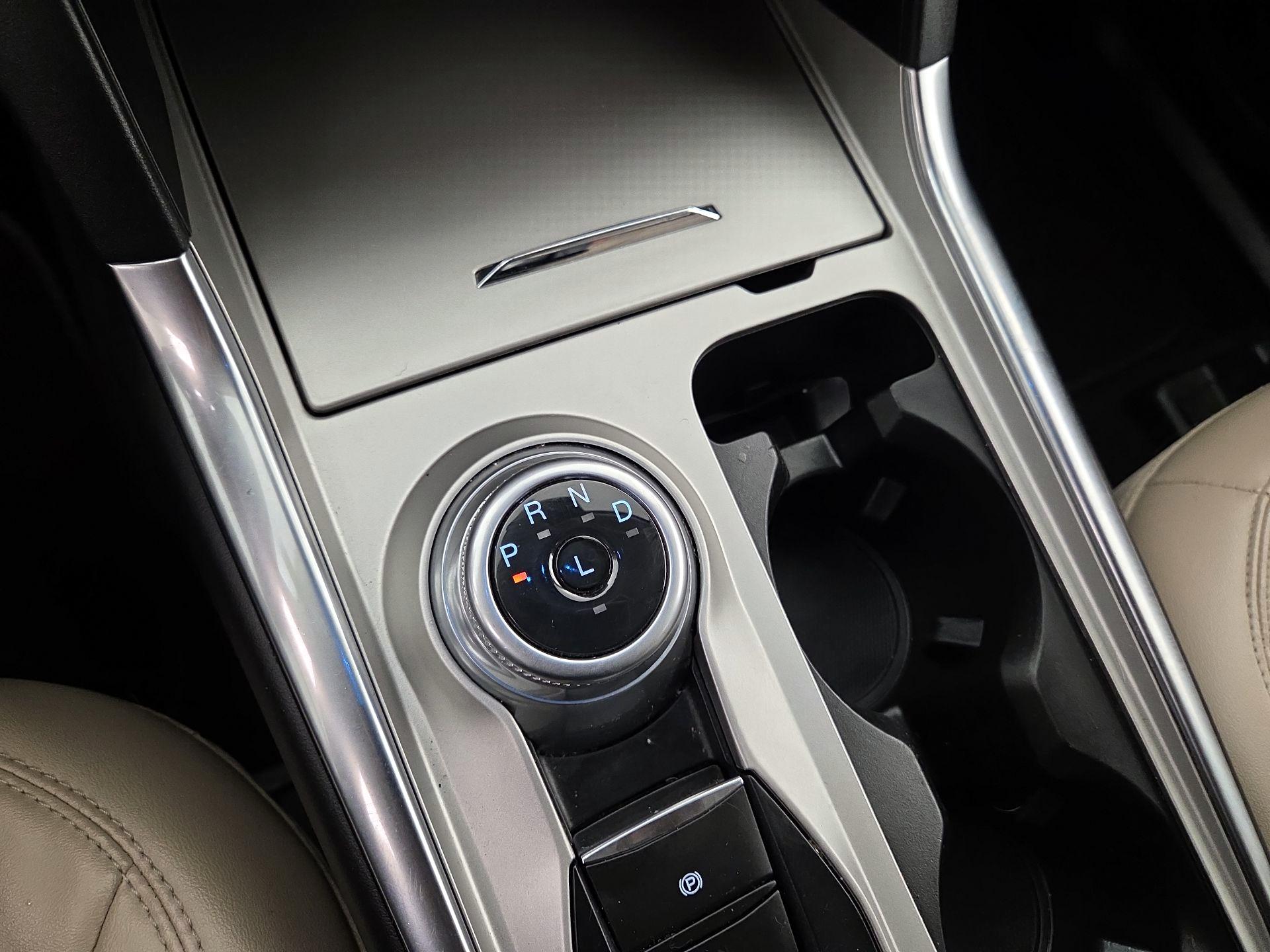 Thumbnail: 2023 Ford Explorer - 18