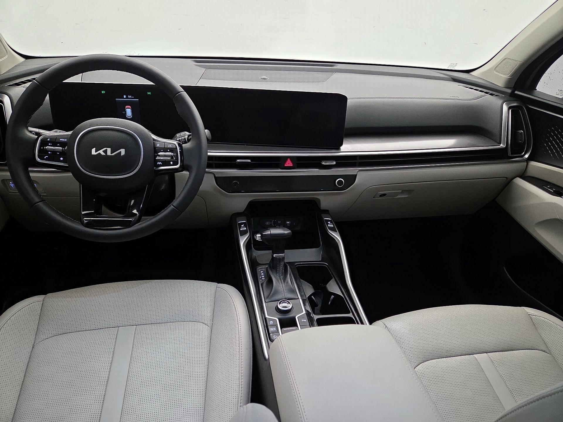 Thumbnail: 2024 Kia Sorento - 9