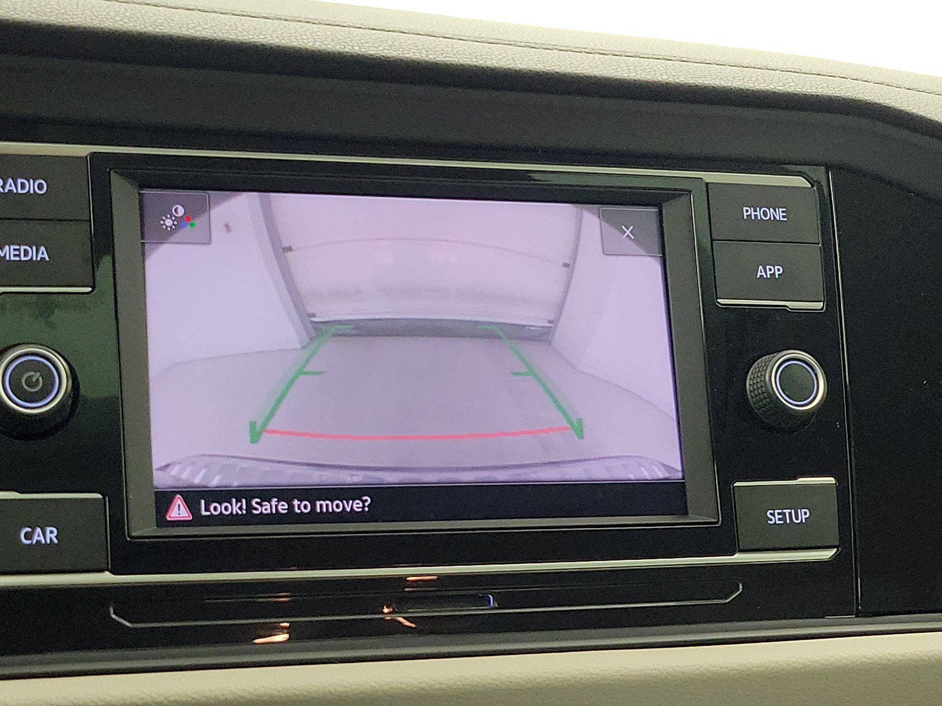 Thumbnail: 2019 Volkswagen Jetta - 14