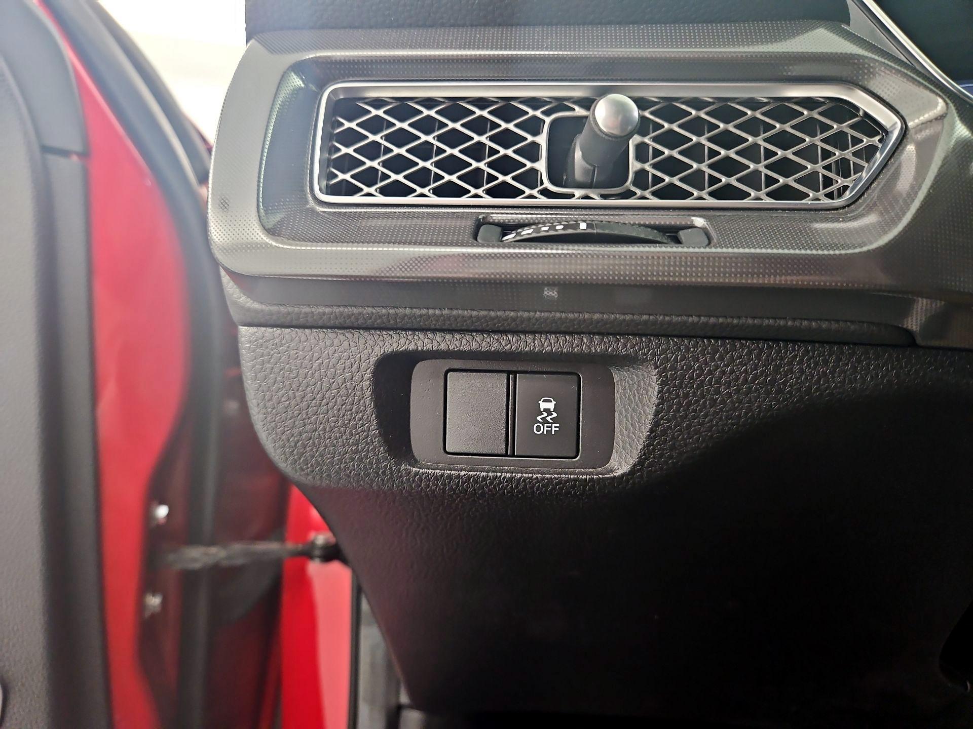 Thumbnail: 2024 Acura Integra - 13