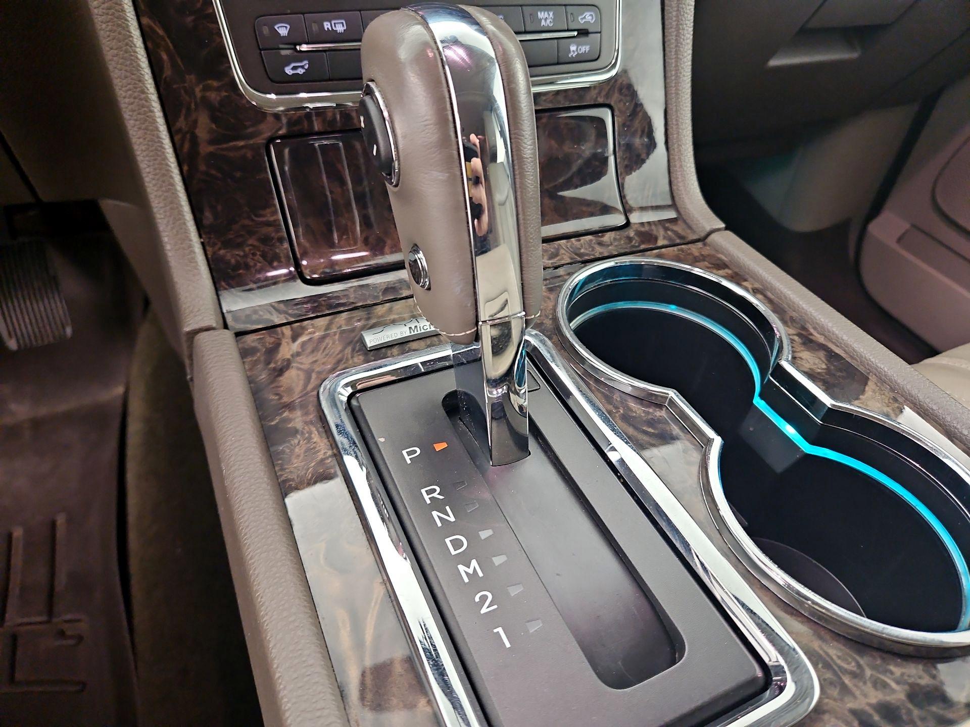 Thumbnail: 2015 Lincoln Navigator - 18