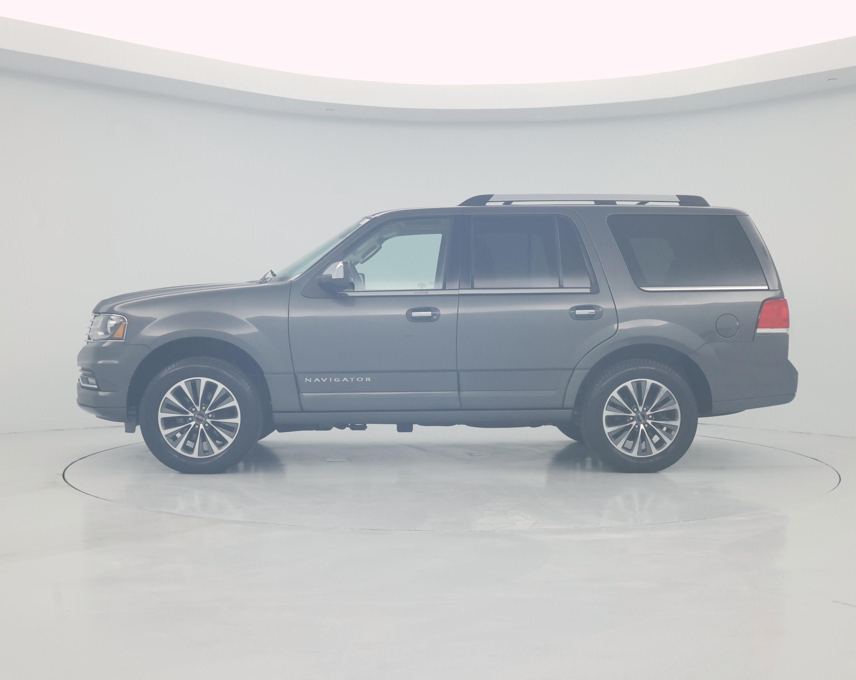 Thumbnail: 2015 Lincoln Navigator - 3