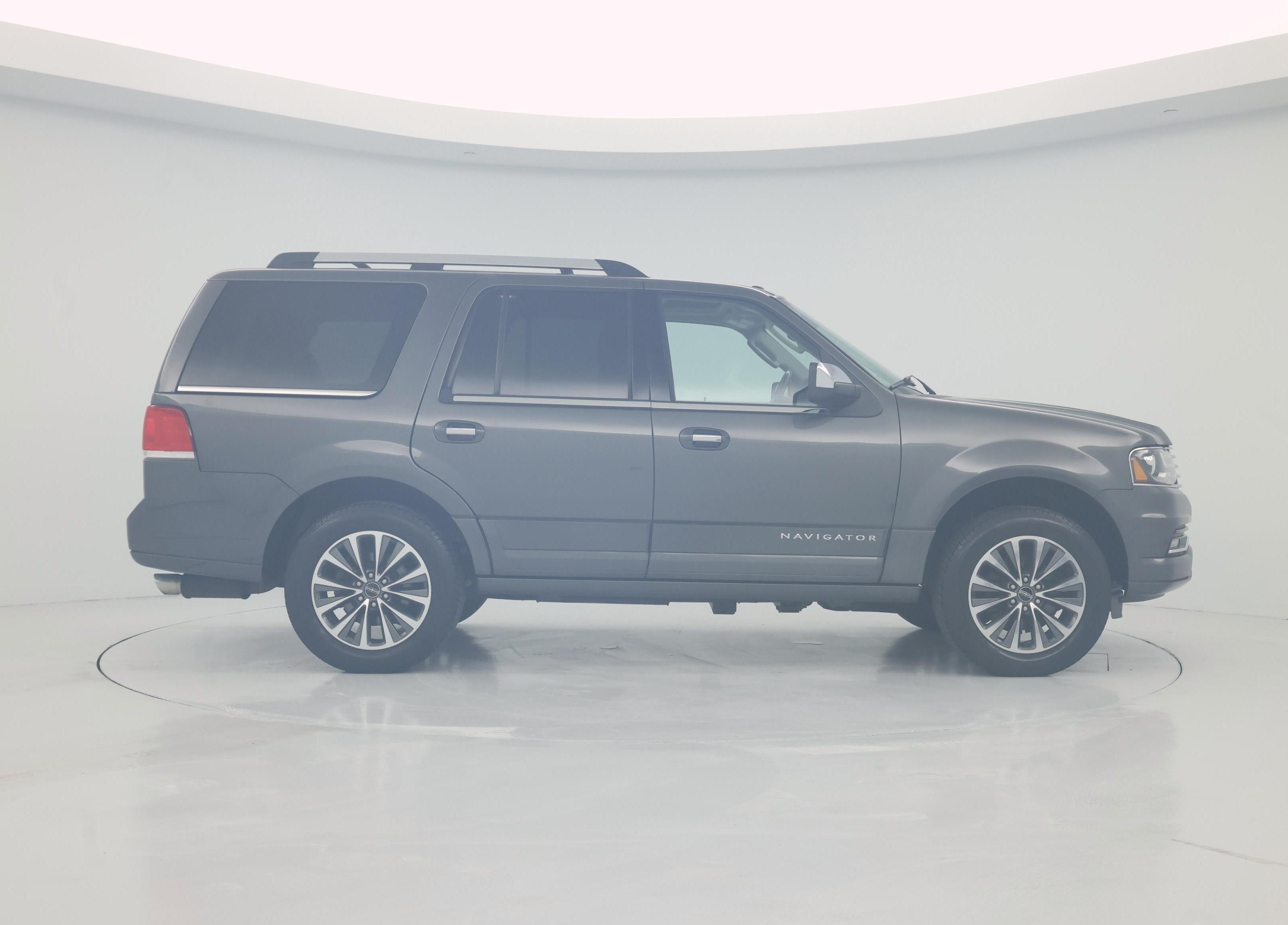 Thumbnail: 2015 Lincoln Navigator - 7