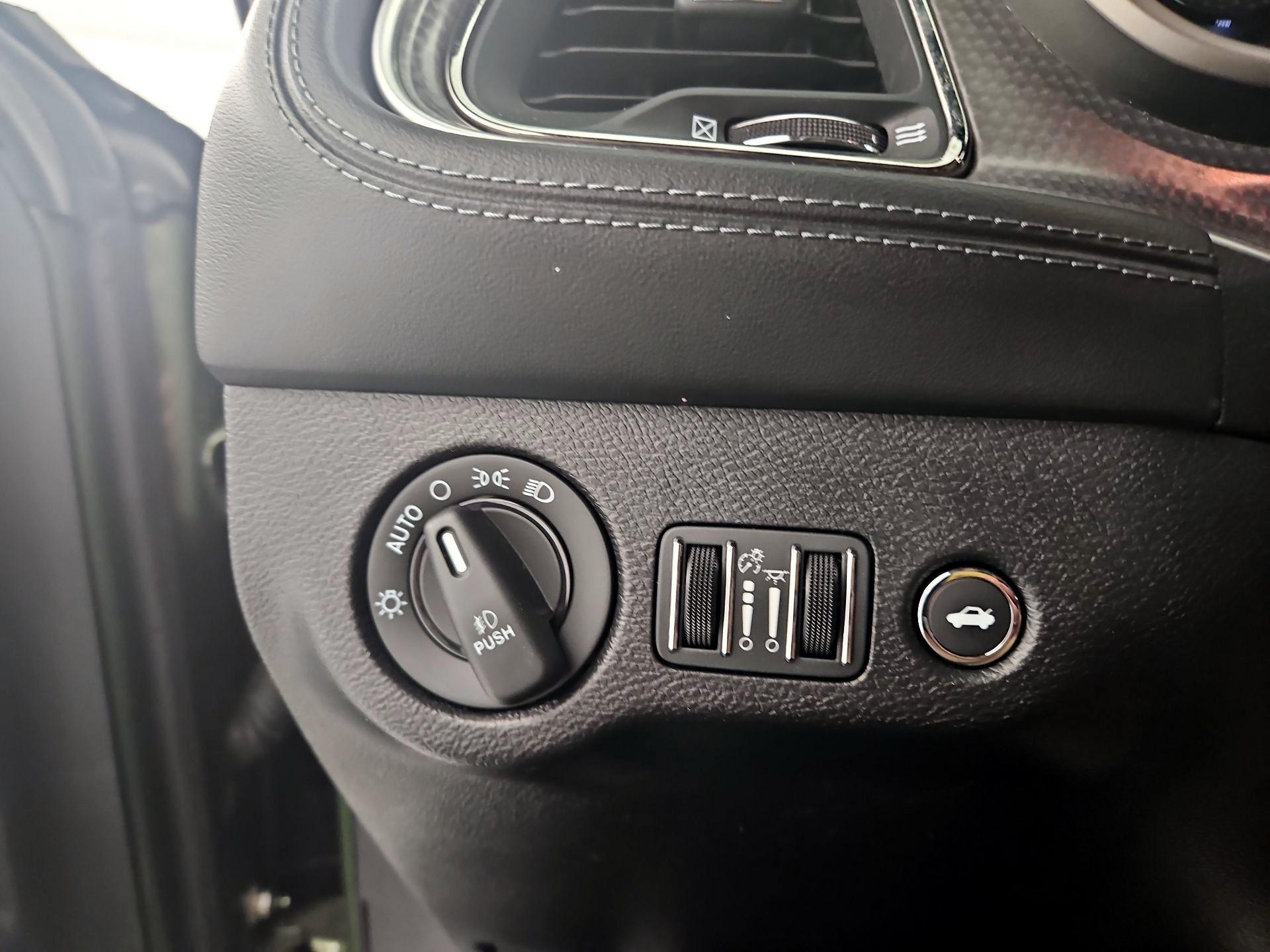 Thumbnail: 2022 Dodge Challenger - 13