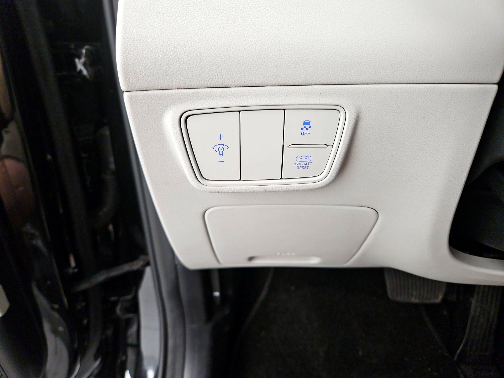 Thumbnail: 2022 Hyundai Tucson - 13