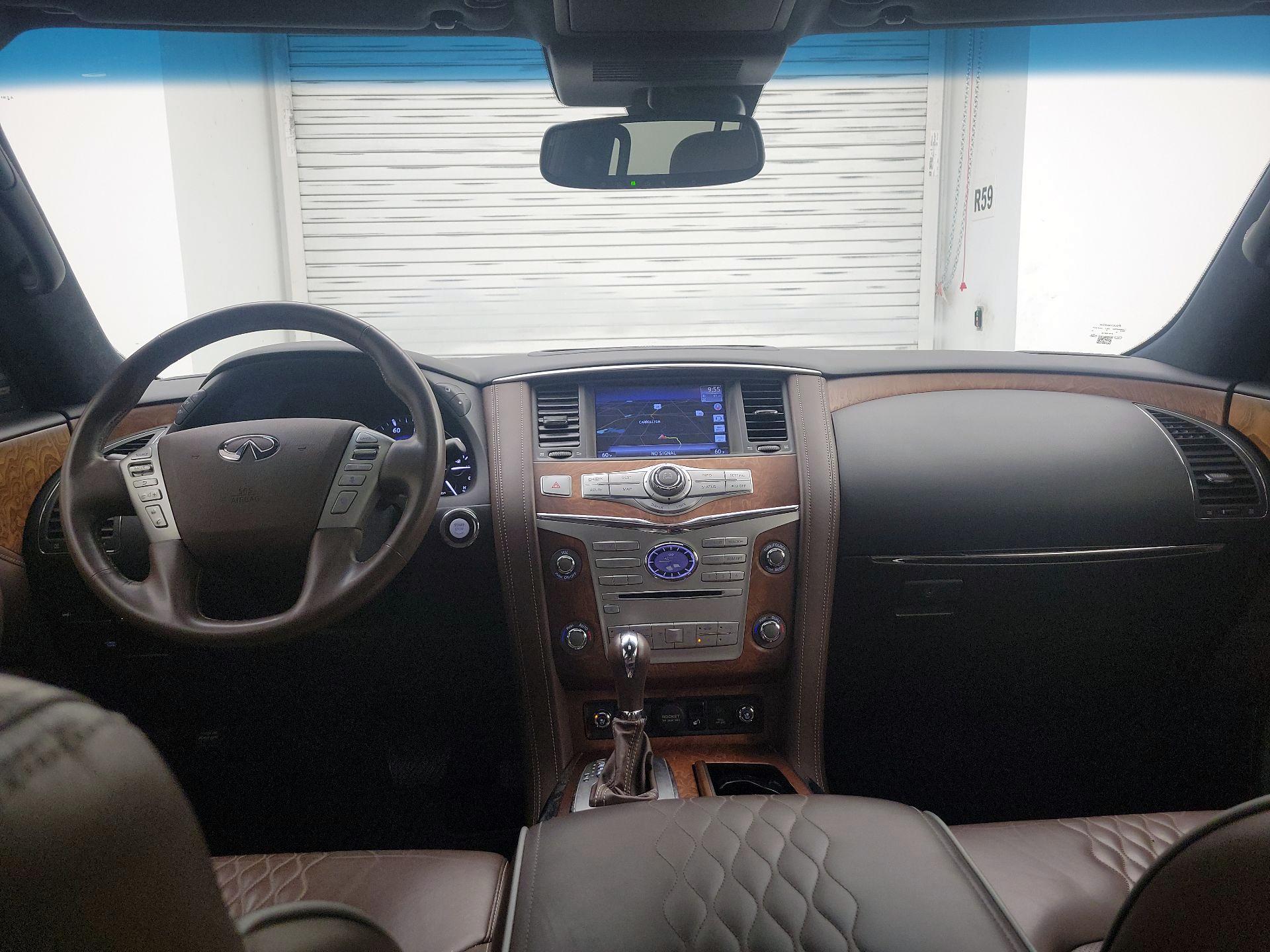 Thumbnail: 2017 INFINITI QX80 - 9