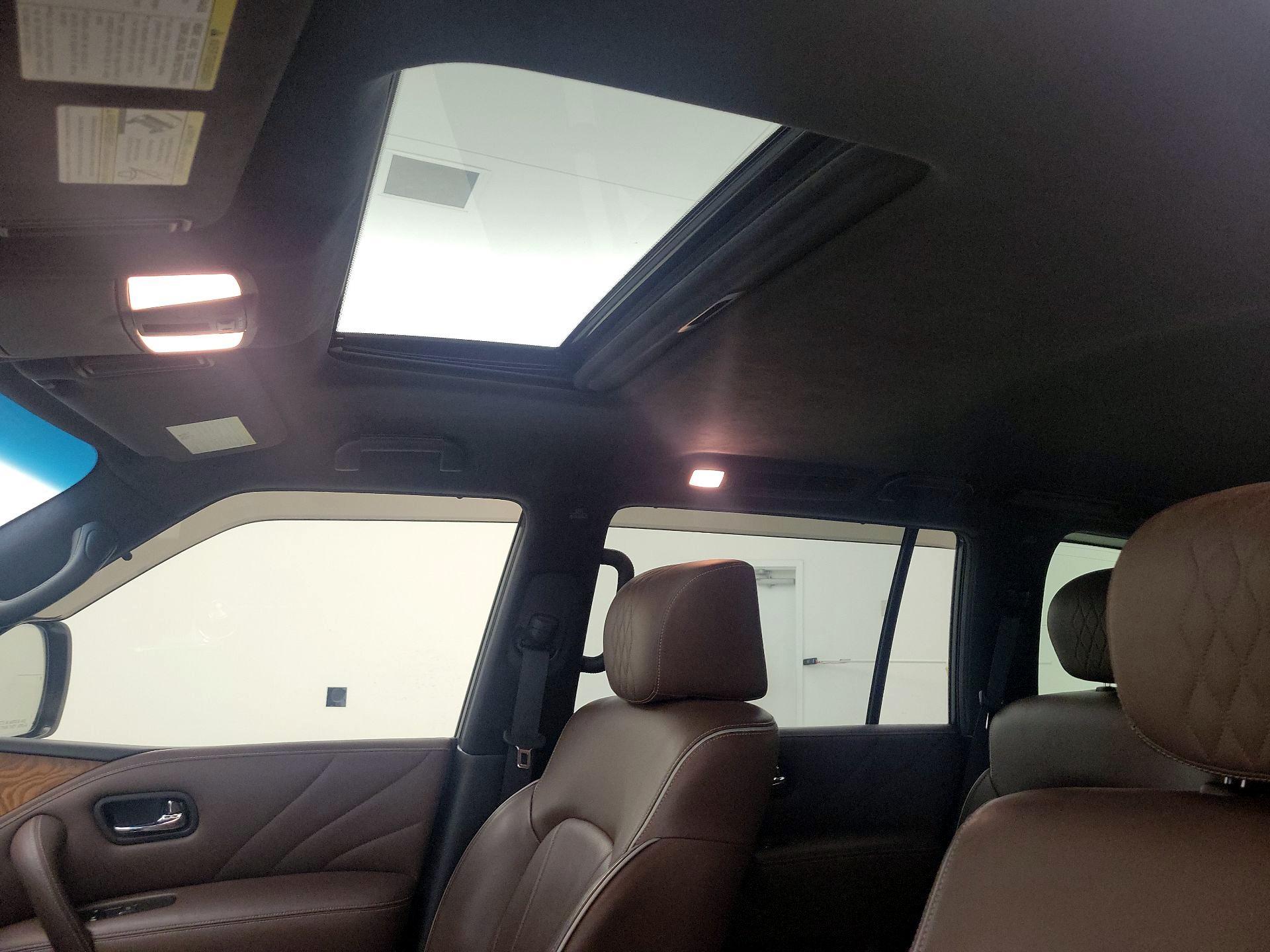 Thumbnail: 2017 INFINITI QX80 - 20