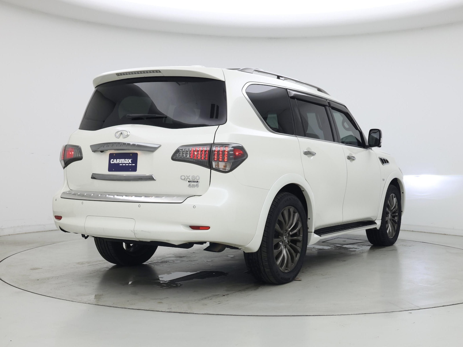 2017 INFINITI QX80 Limited - Photo 9