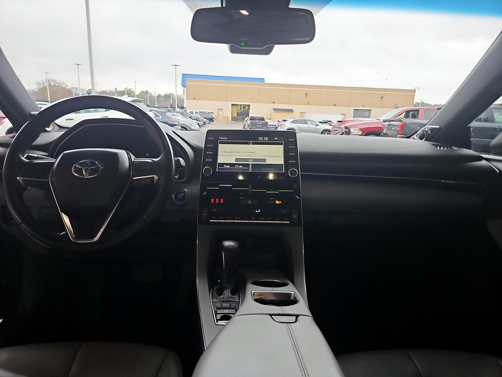 Thumbnail: 2019 Toyota Avalon - 8