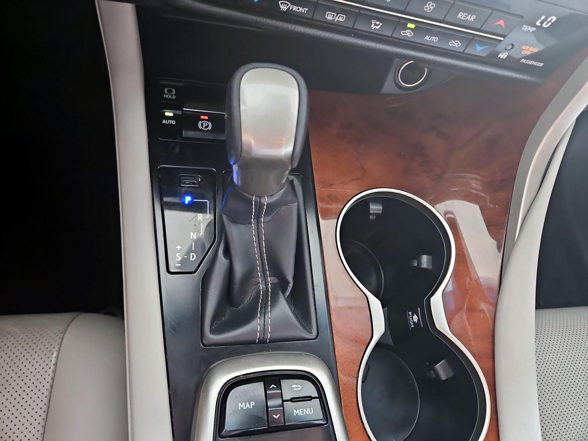 Thumbnail: 2019 Lexus RX - 16