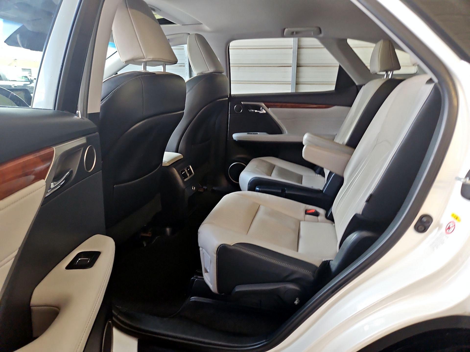 Thumbnail: 2019 Lexus RX - 19