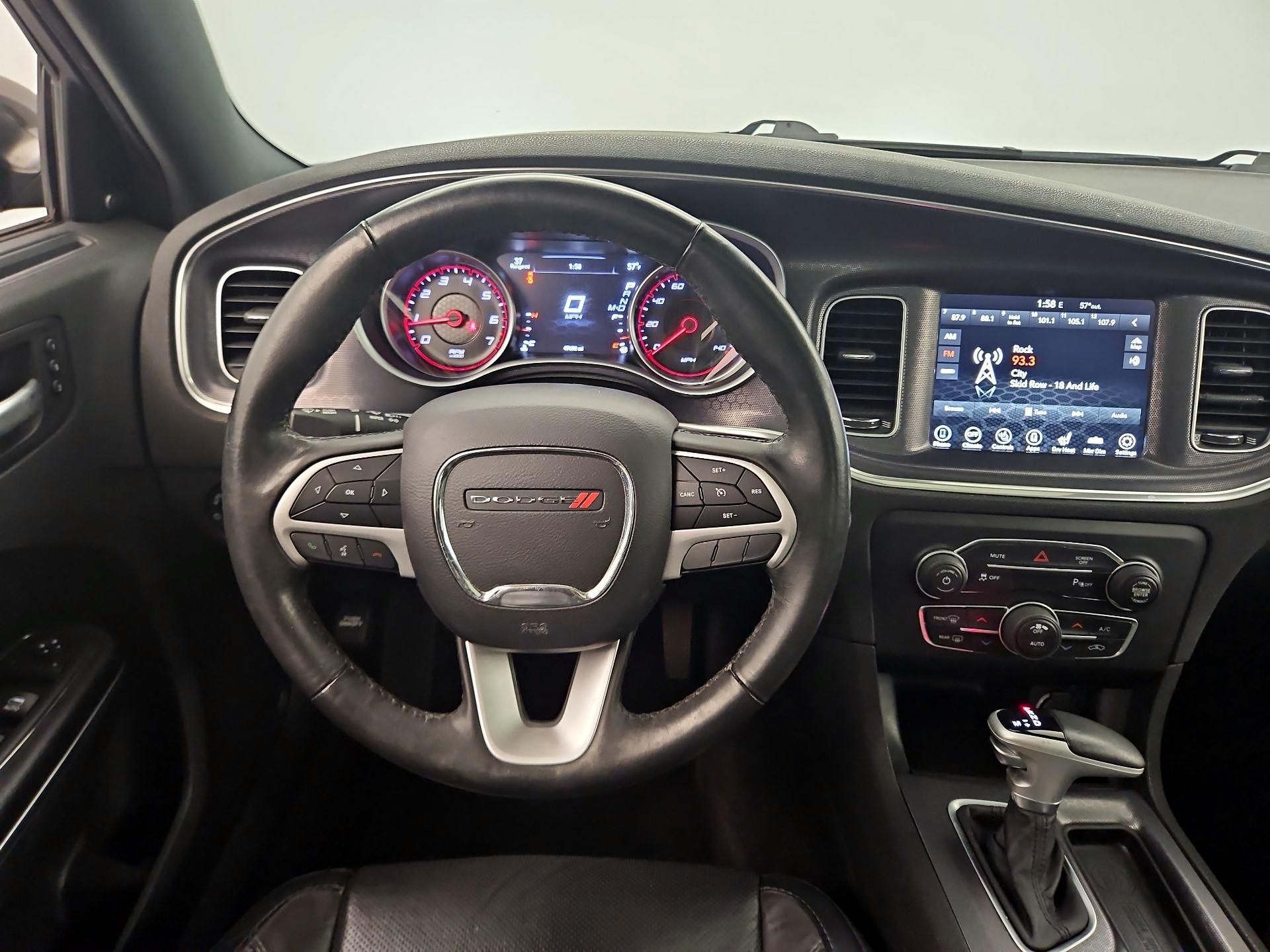 Thumbnail: 2017 Dodge Charger - 10