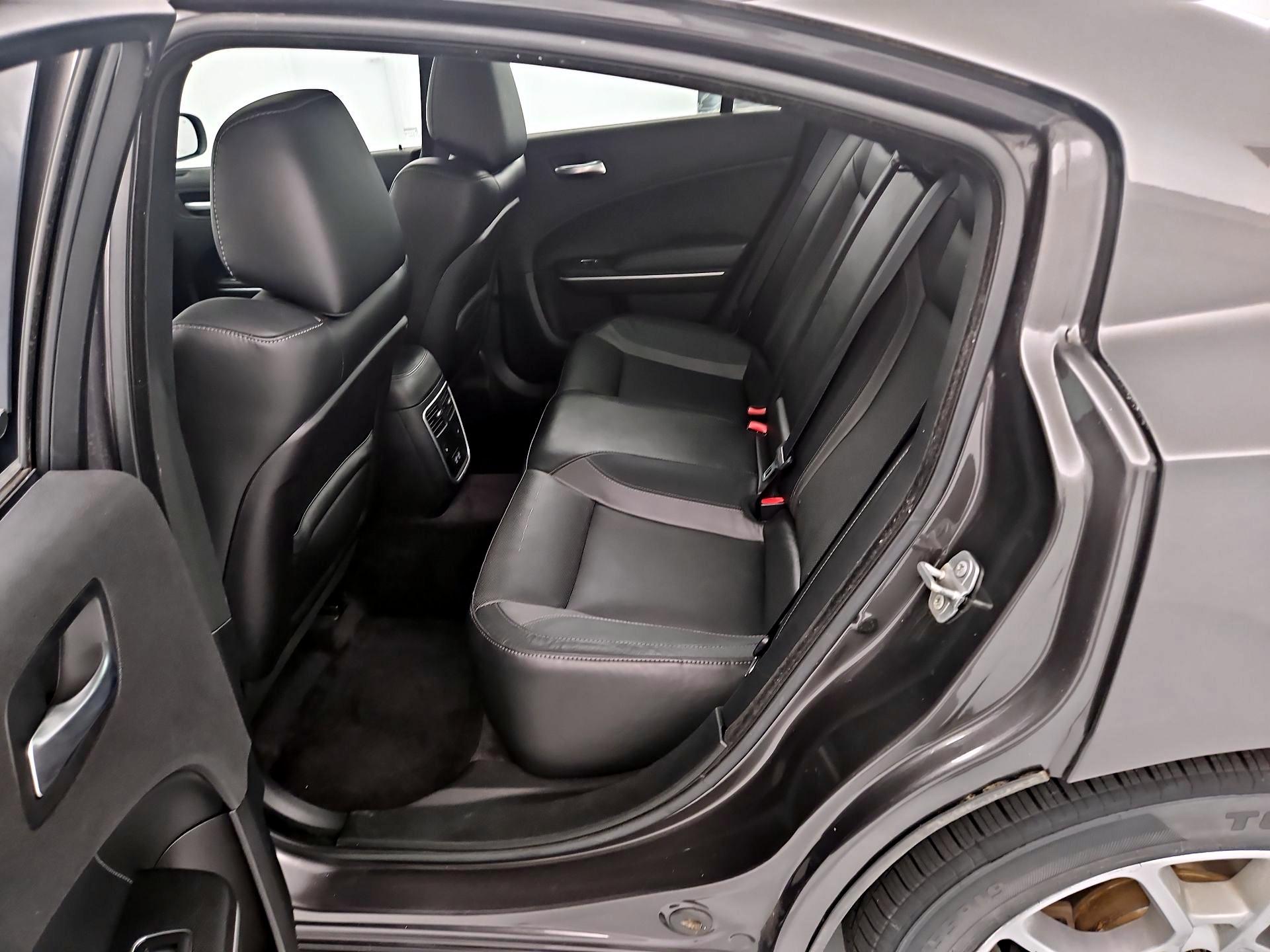 Thumbnail: 2017 Dodge Charger - 19