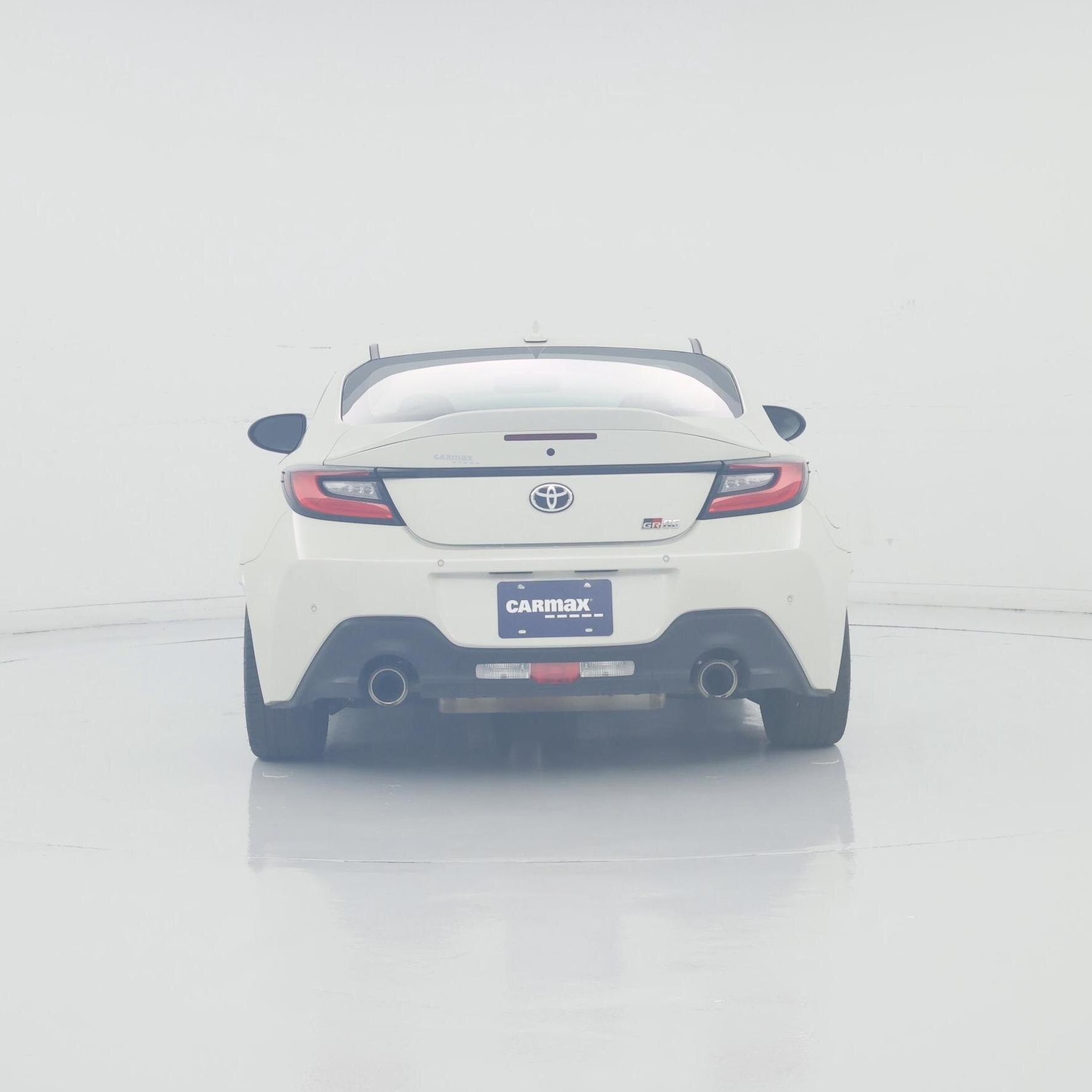 Thumbnail: 2025 Toyota GR86 - 6