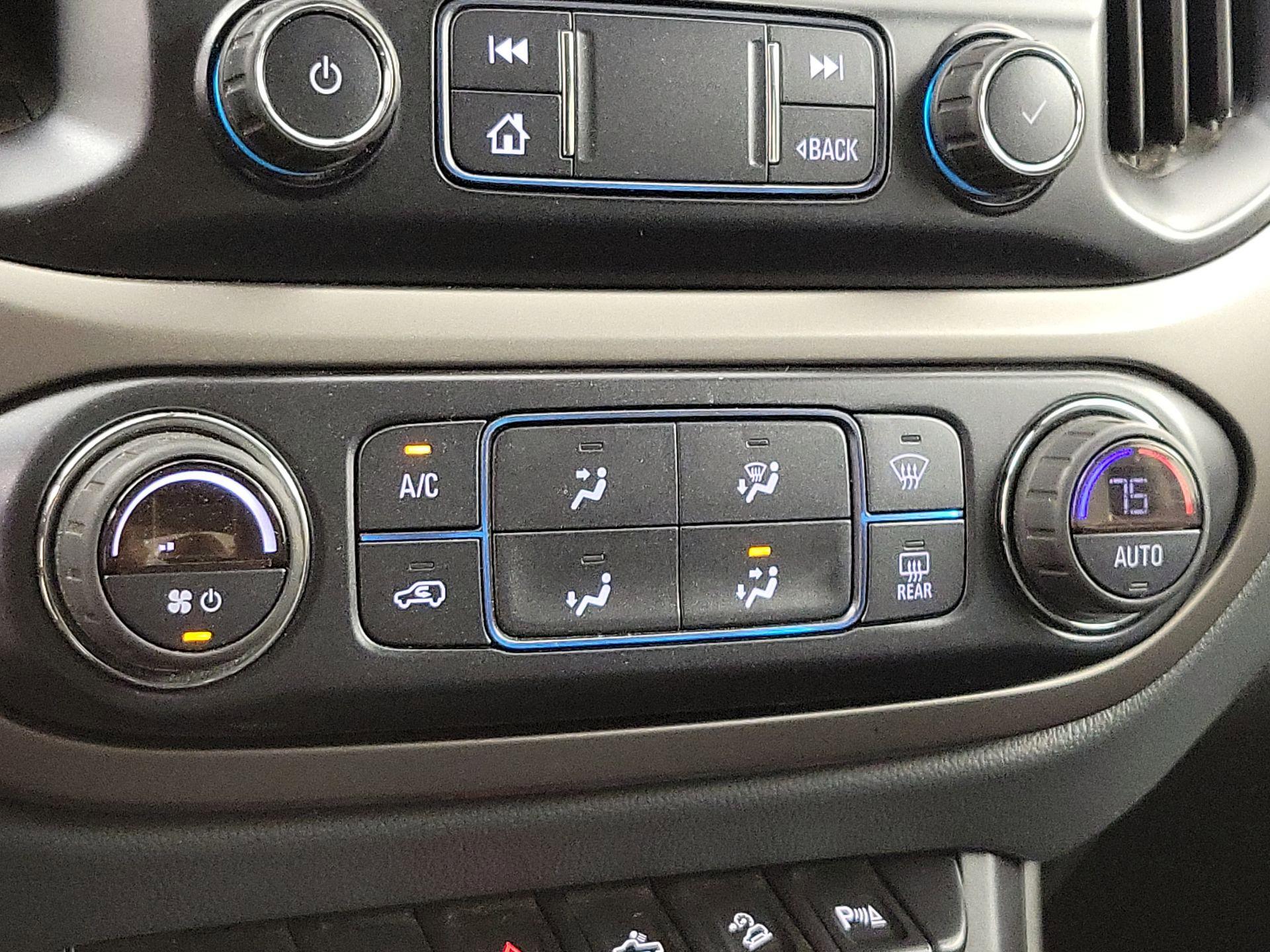 Thumbnail: 2020 Chevrolet Colorado - 17