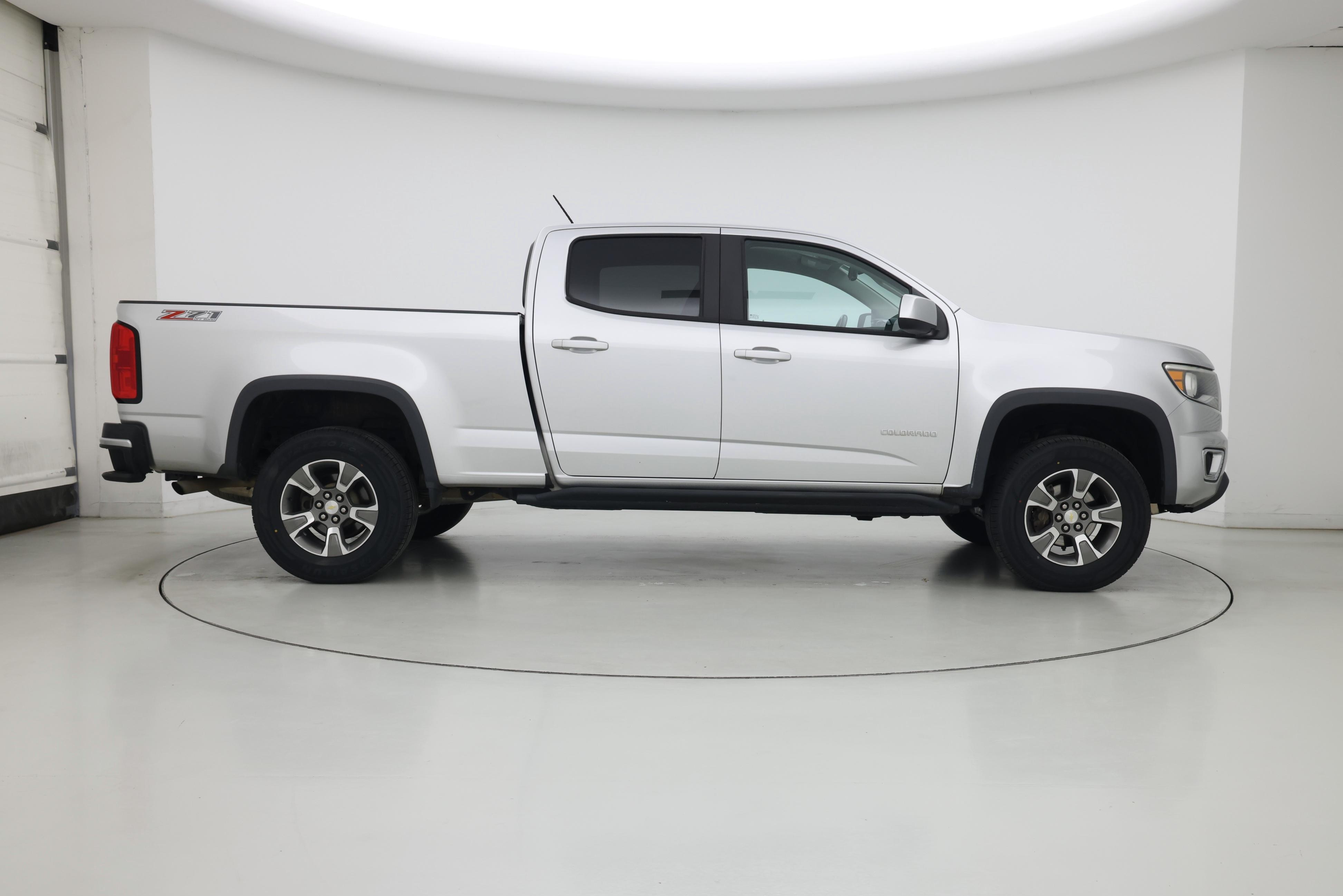 Thumbnail: 2020 Chevrolet Colorado - 7