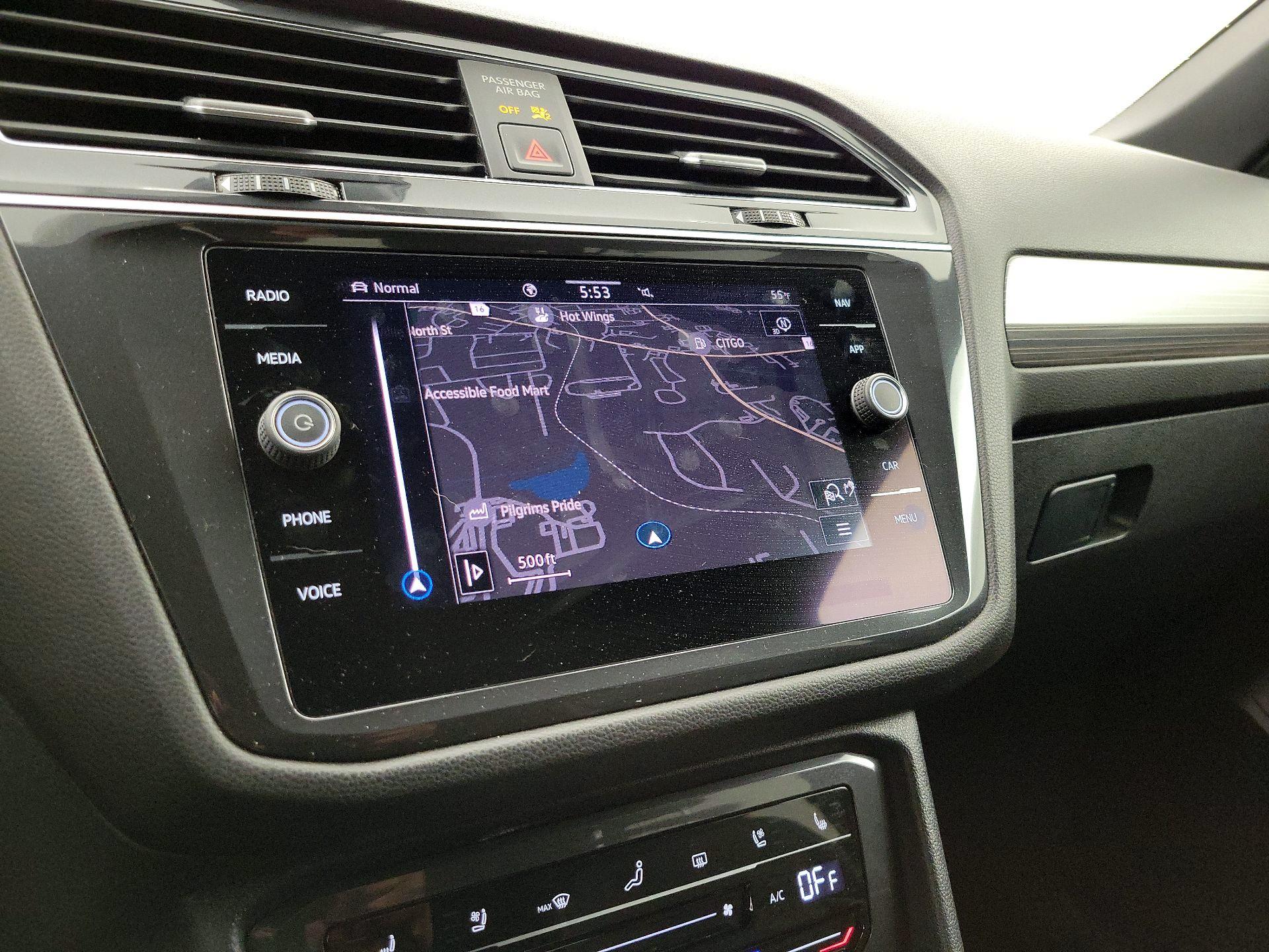 Thumbnail: 2022 Volkswagen Tiguan - 14