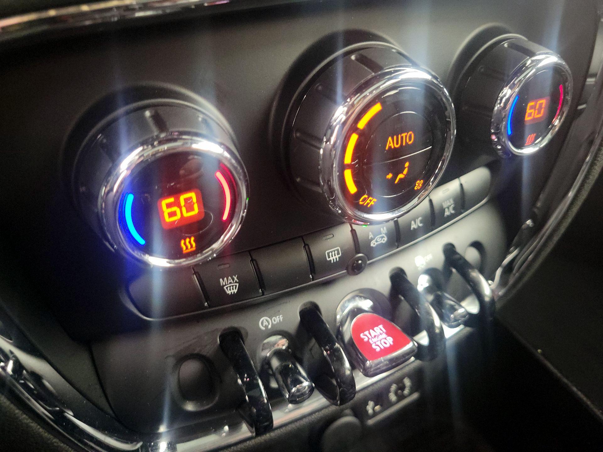 Thumbnail: 2016 MINI Cooper Clubman - 17