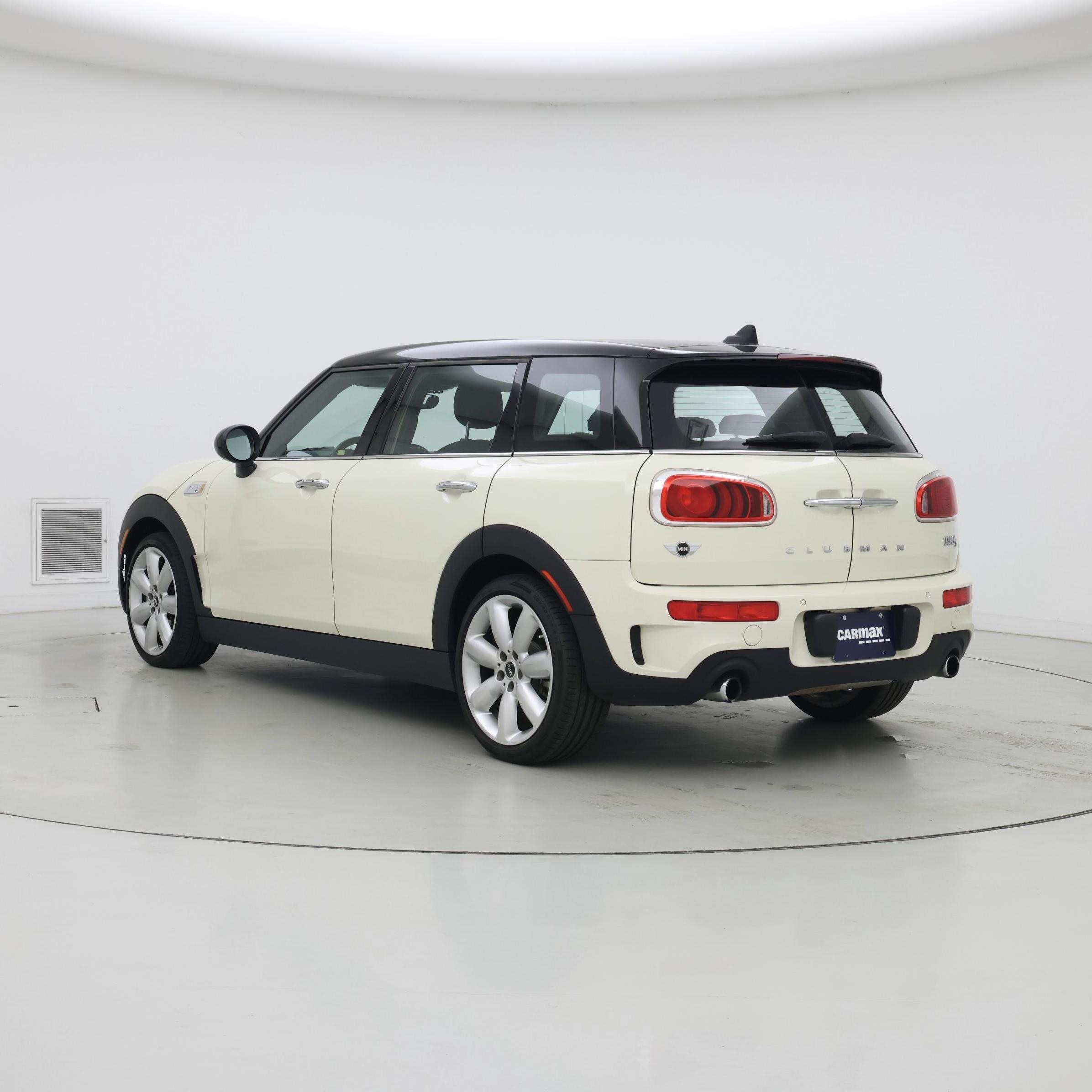 Thumbnail: 2016 MINI Cooper Clubman - 2