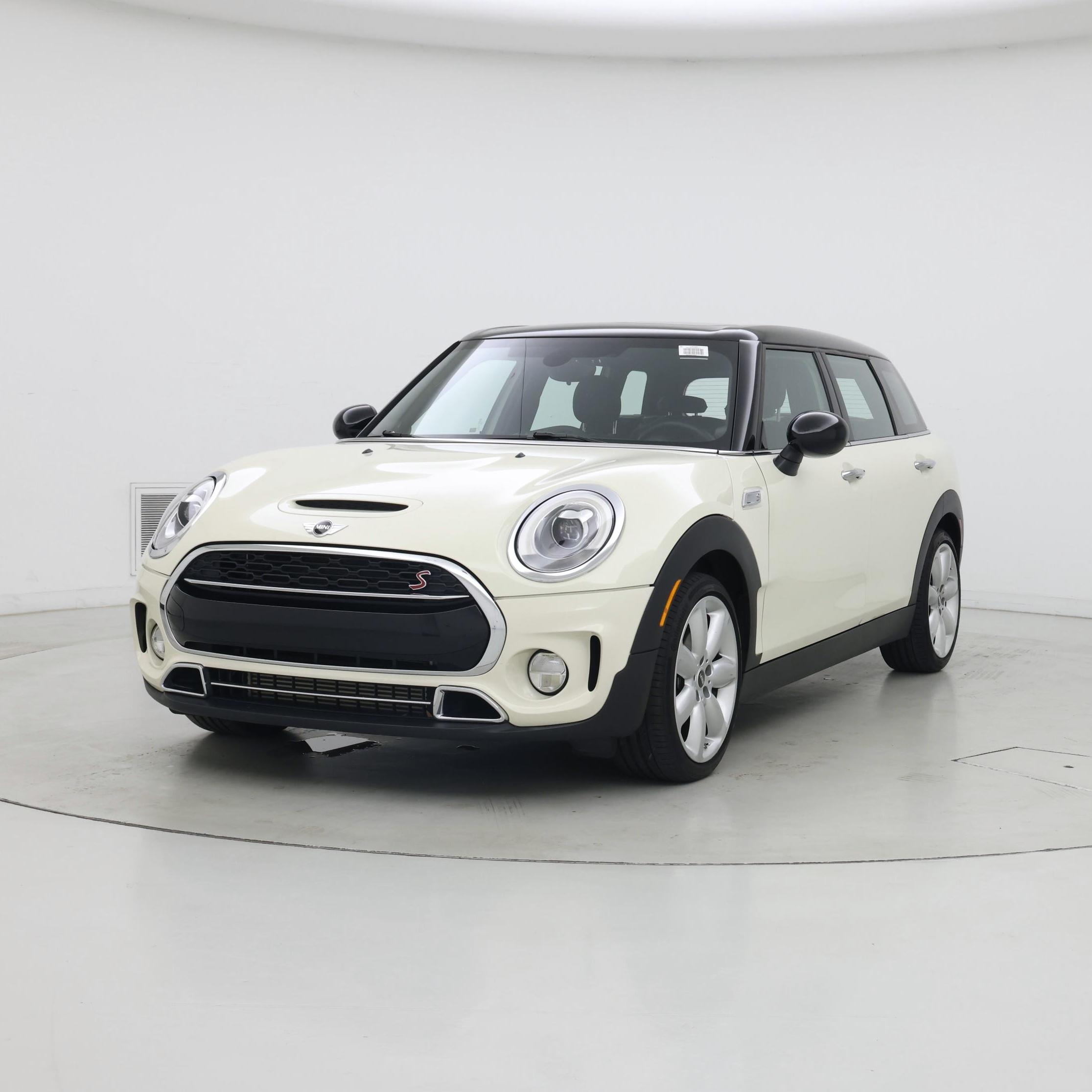Thumbnail: 2016 MINI Cooper Clubman - 4