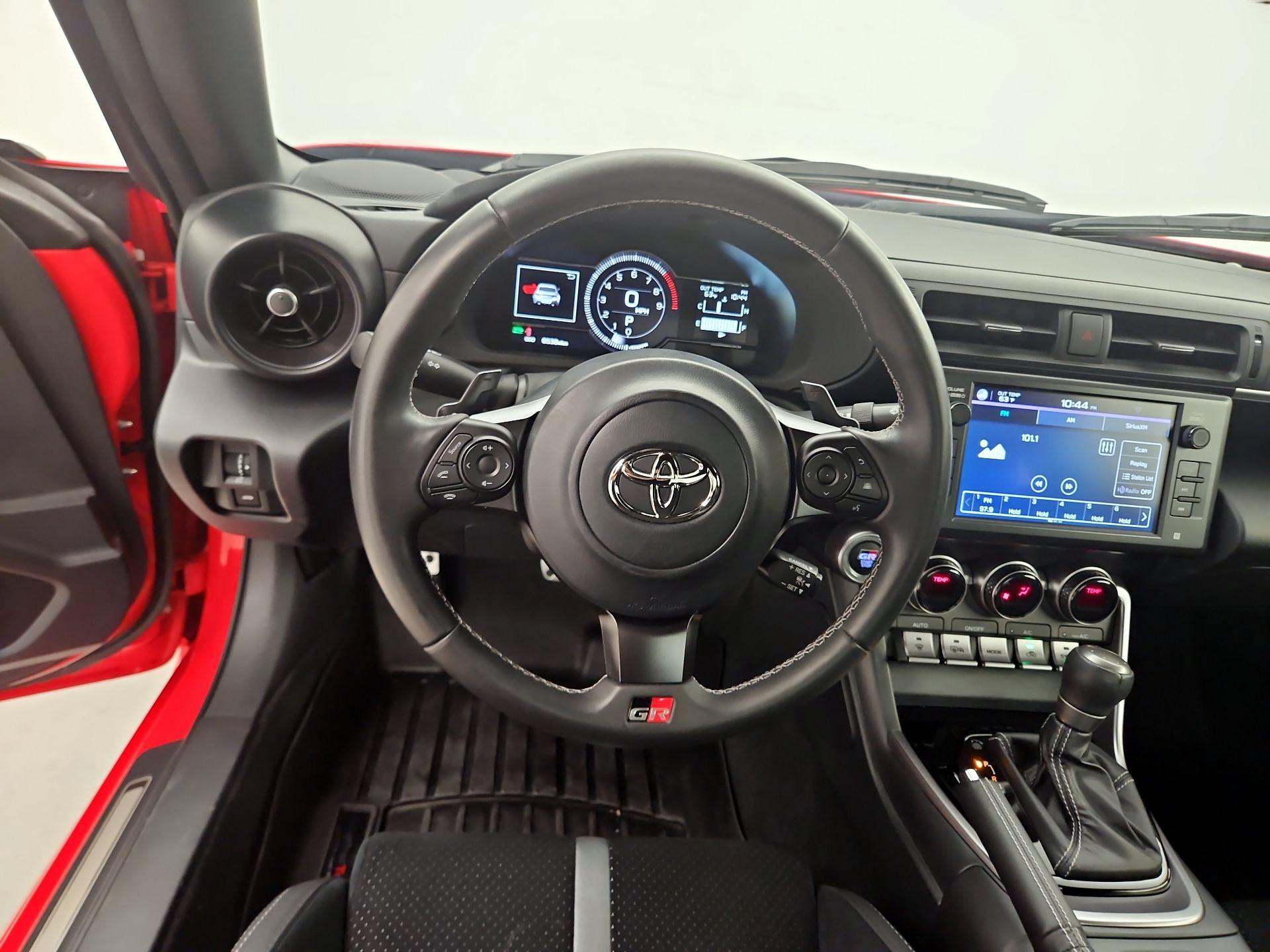 Thumbnail: 2023 Toyota GR86 - 10