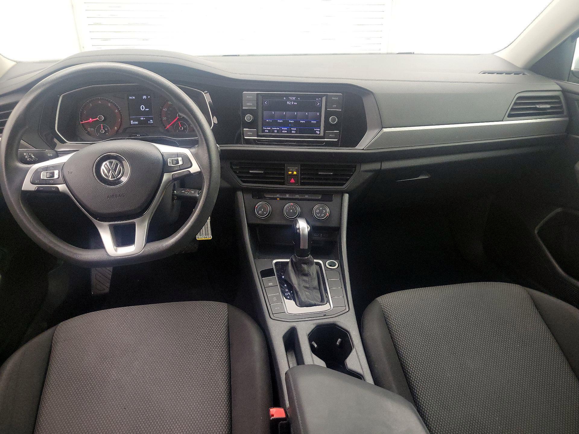 Thumbnail: 2021 Volkswagen Jetta - 9