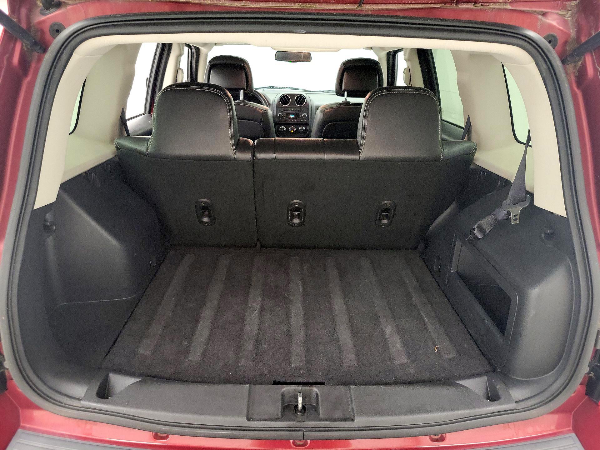 Thumbnail: 2014 Jeep Patriot - 19