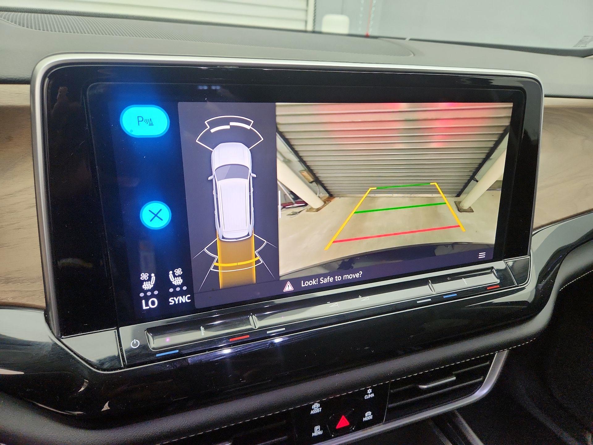 Thumbnail: 2024 Volkswagen Atlas - 14