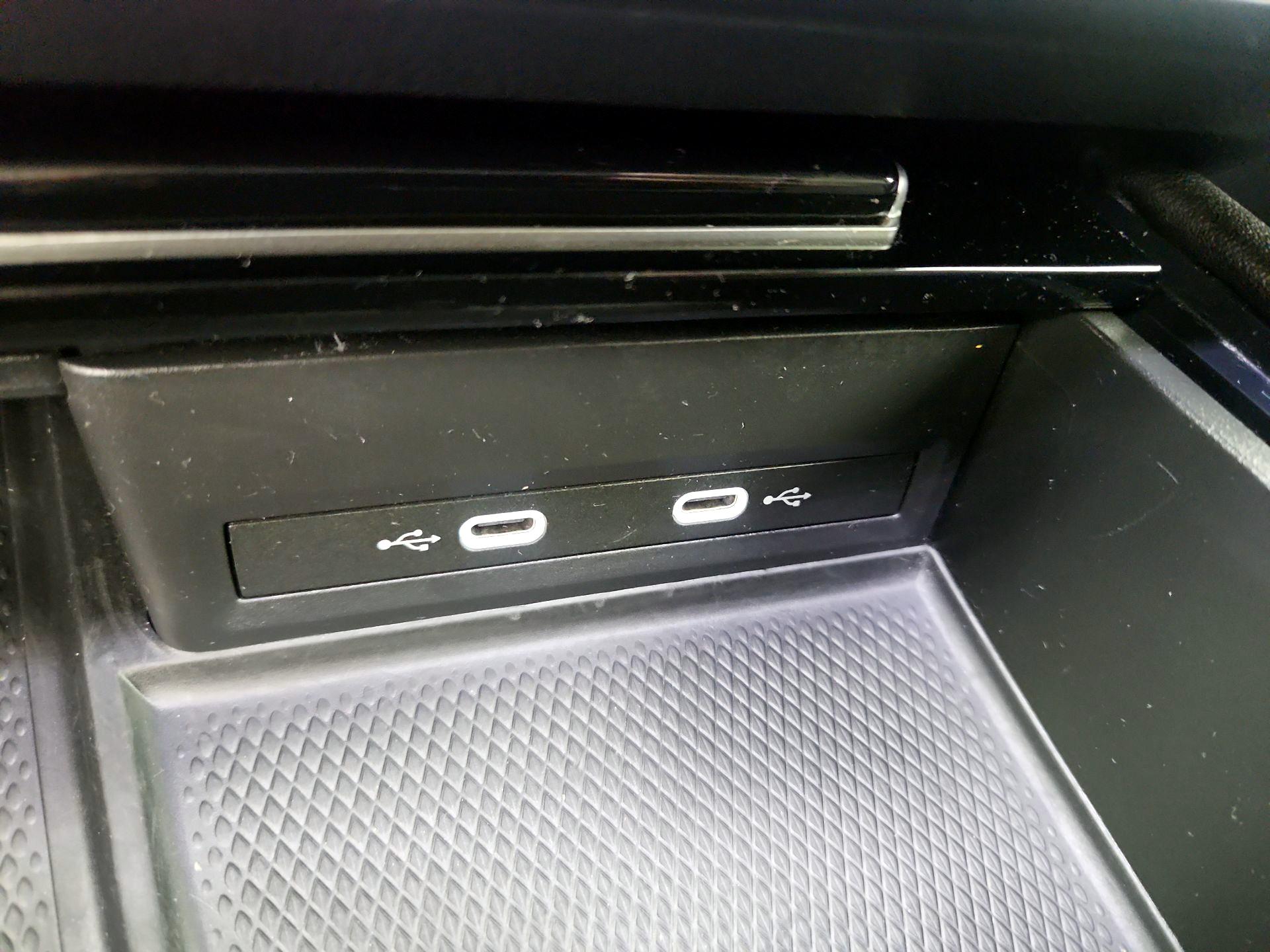 Thumbnail: 2024 Volkswagen Atlas - 18