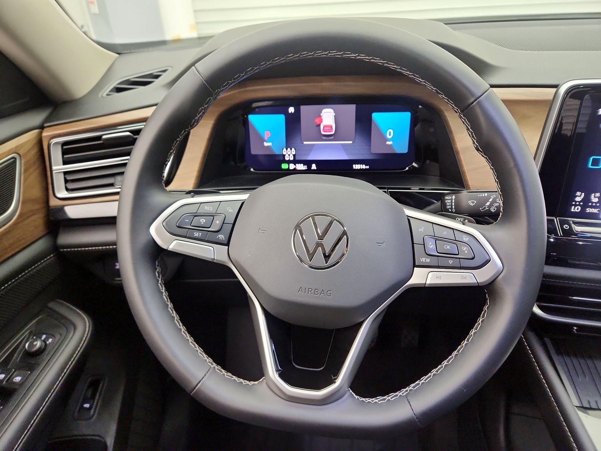 Thumbnail: 2025 Volkswagen Atlas - 10