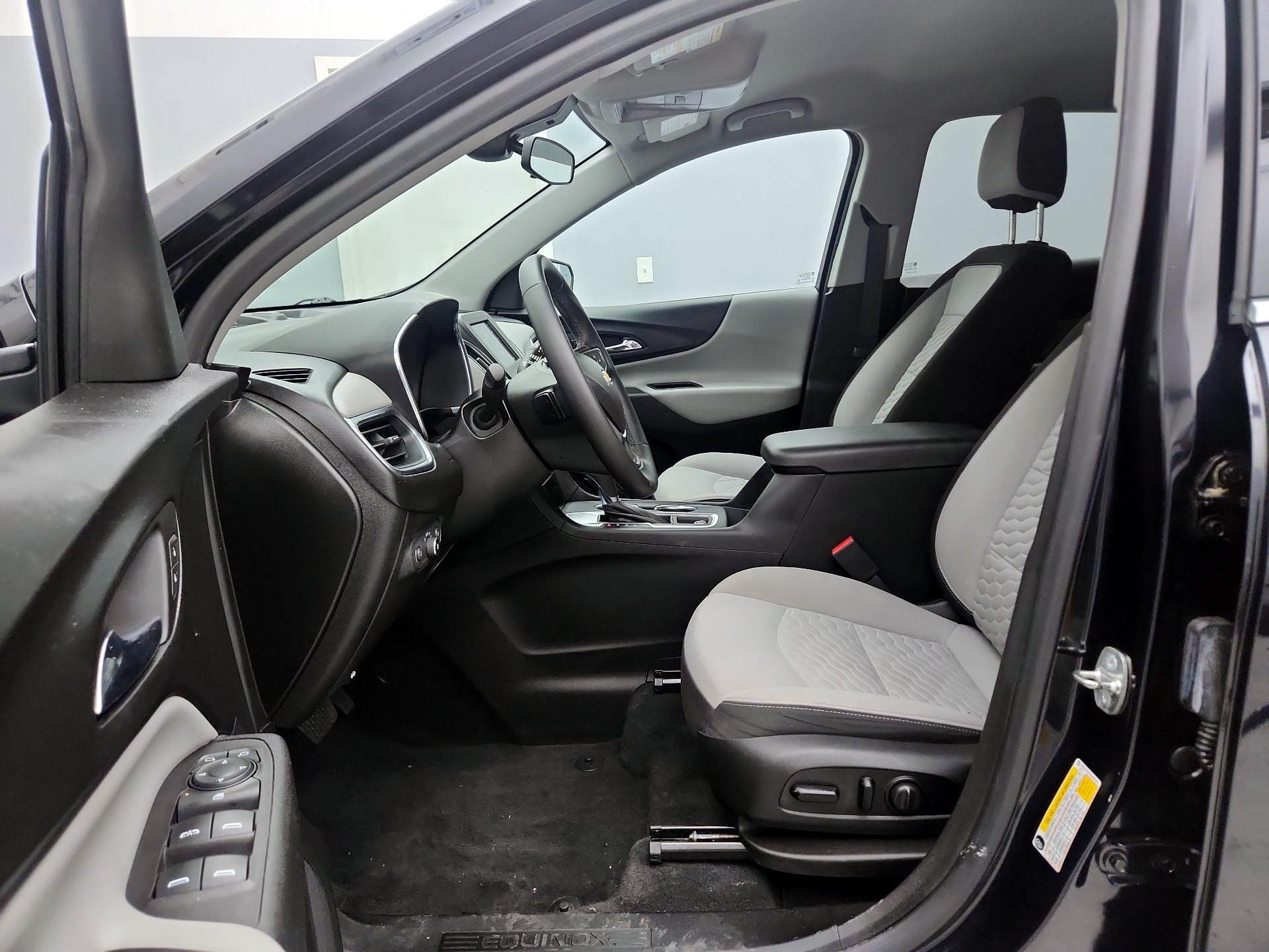 Thumbnail: 2020 Chevrolet Equinox - 11