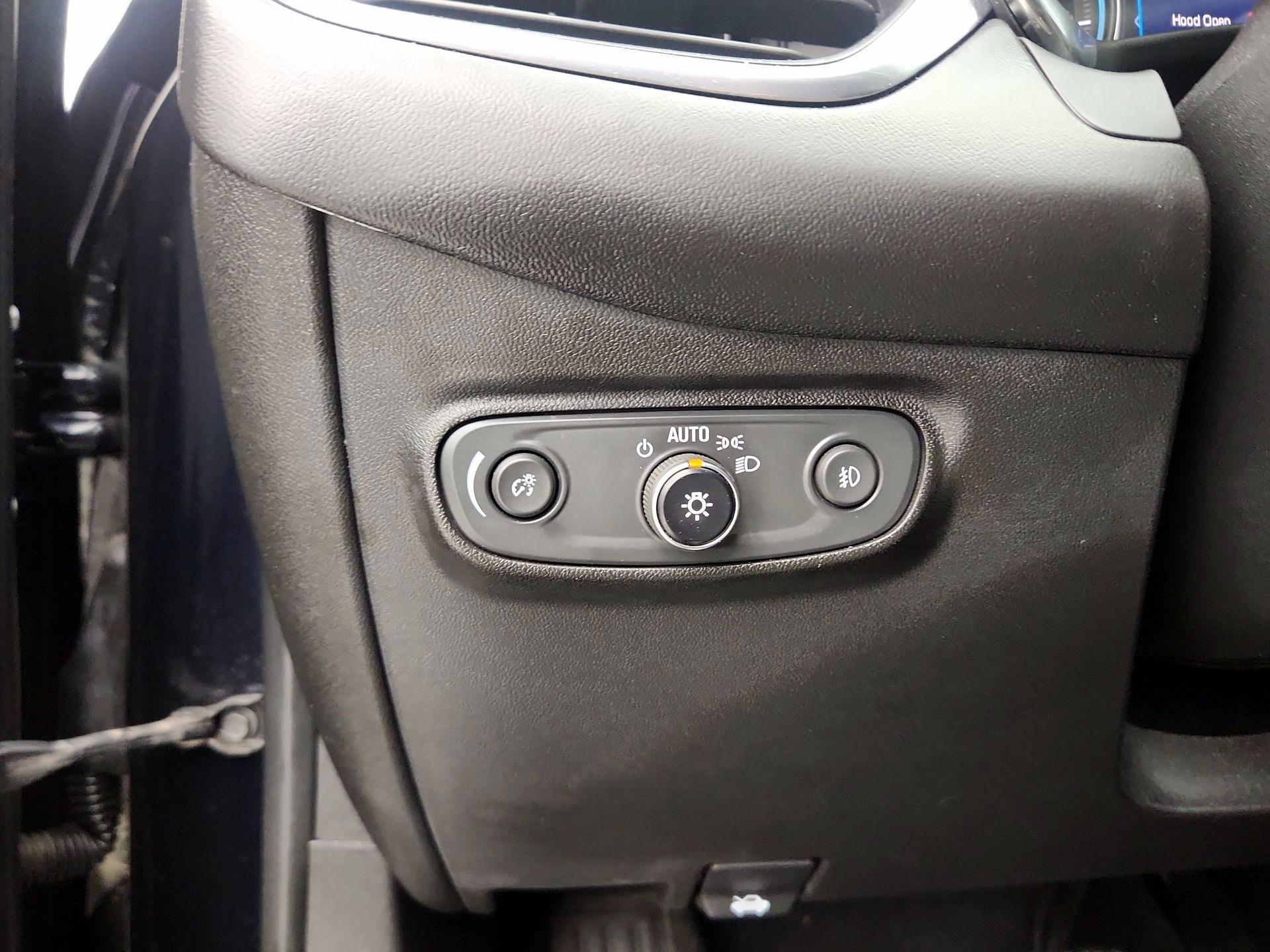 Thumbnail: 2020 Chevrolet Equinox - 13