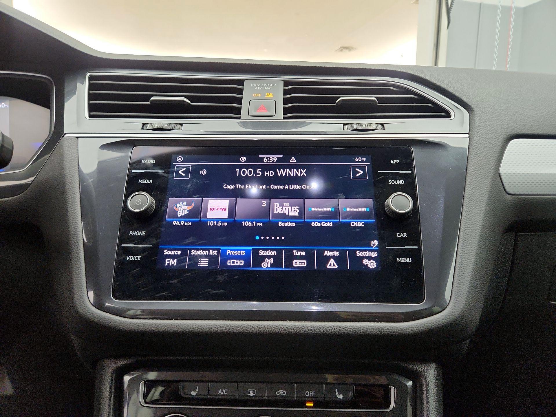 Thumbnail: 2024 Volkswagen Tiguan - 15