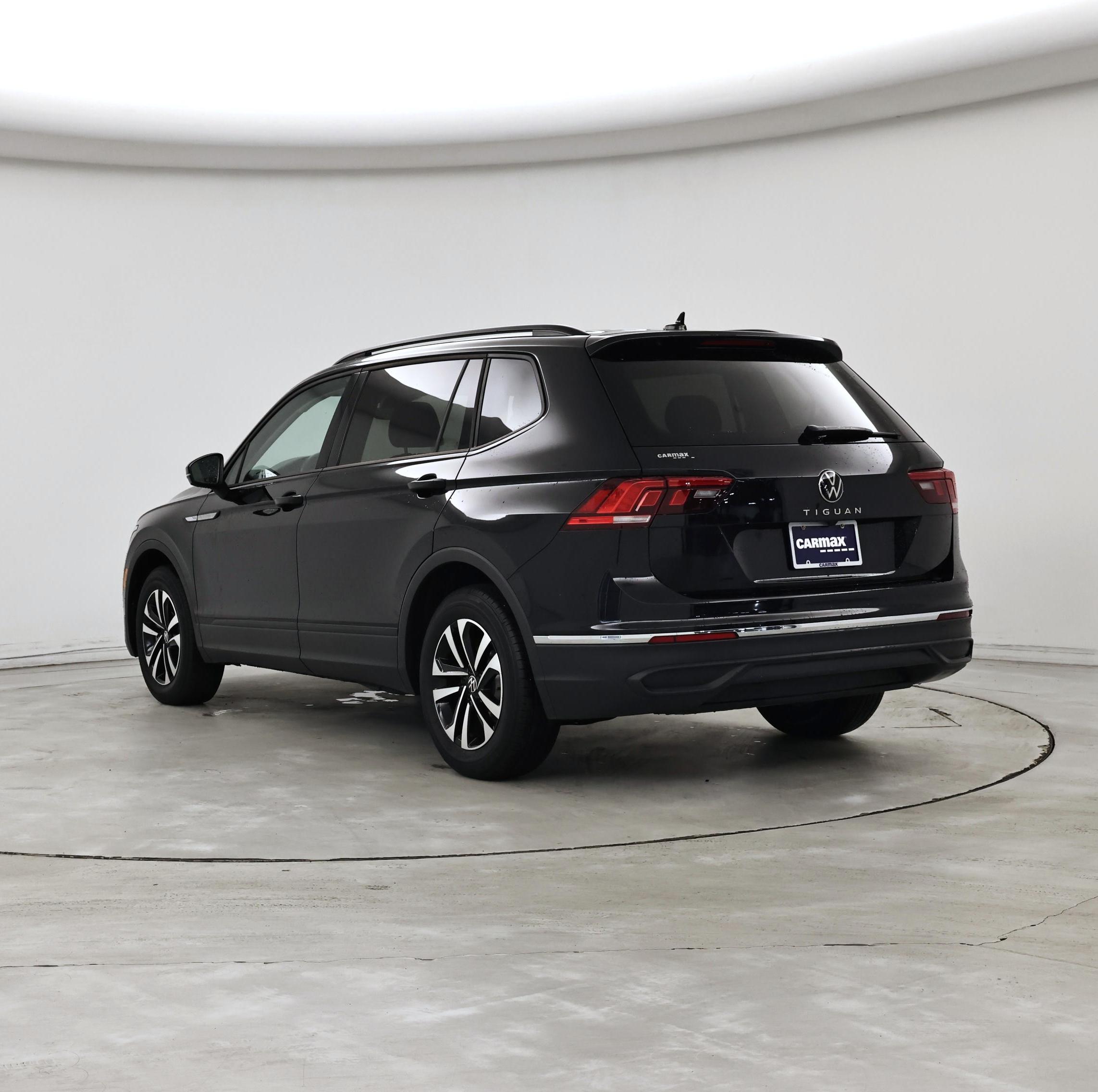 Thumbnail: 2024 Volkswagen Tiguan - 2