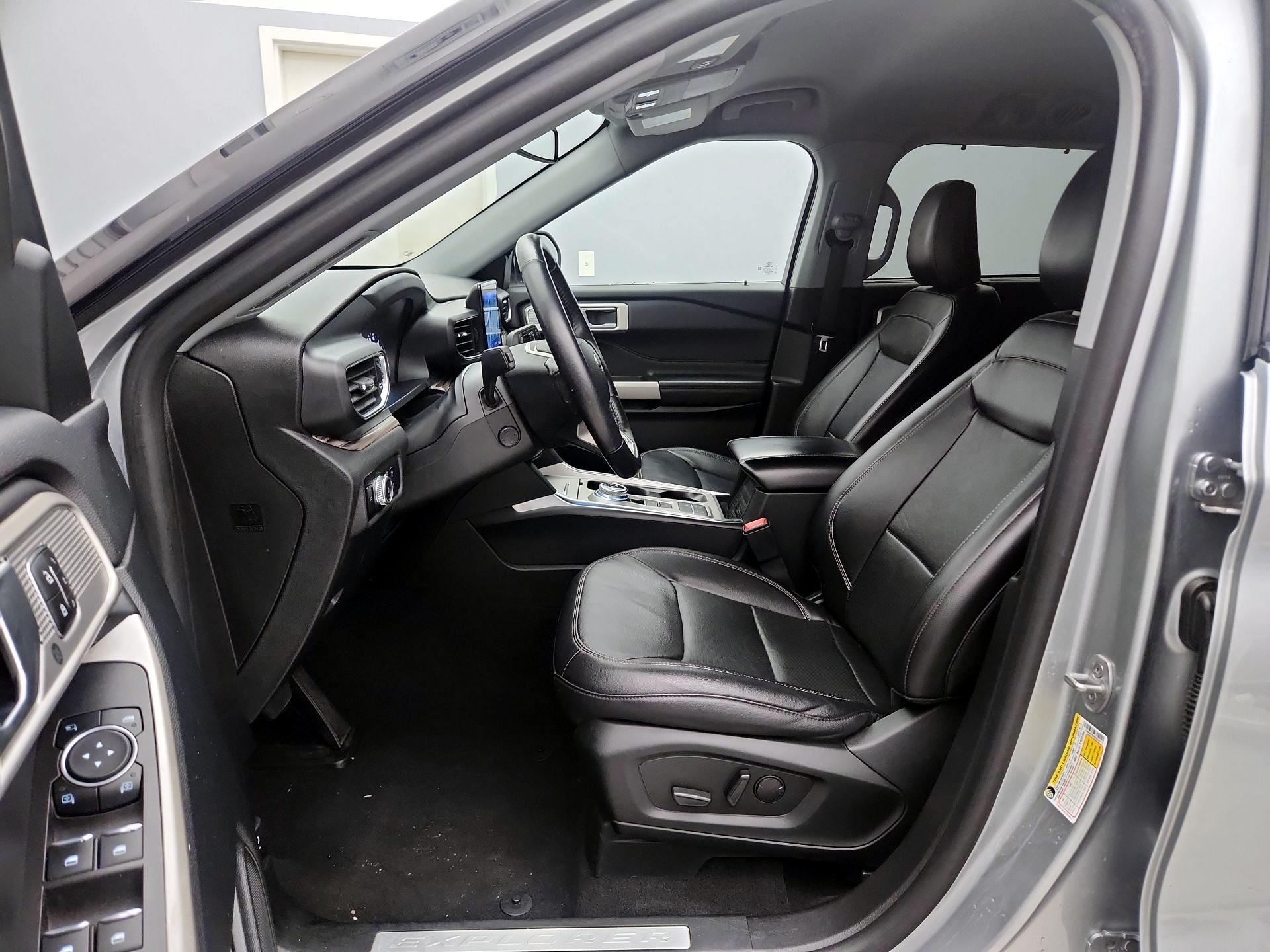 Thumbnail: 2023 Ford Explorer - 11