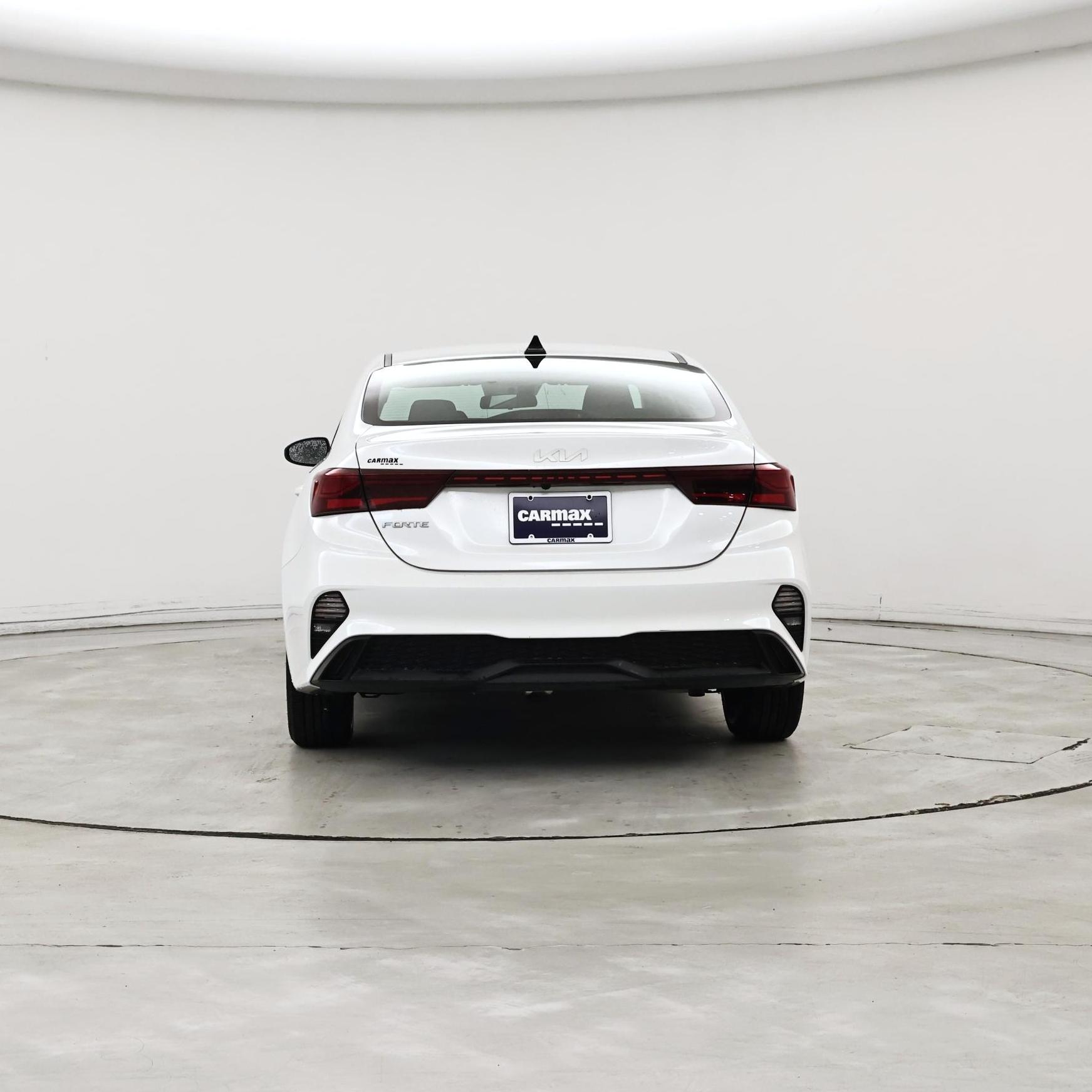 Thumbnail: 2024 Kia Forte - 6