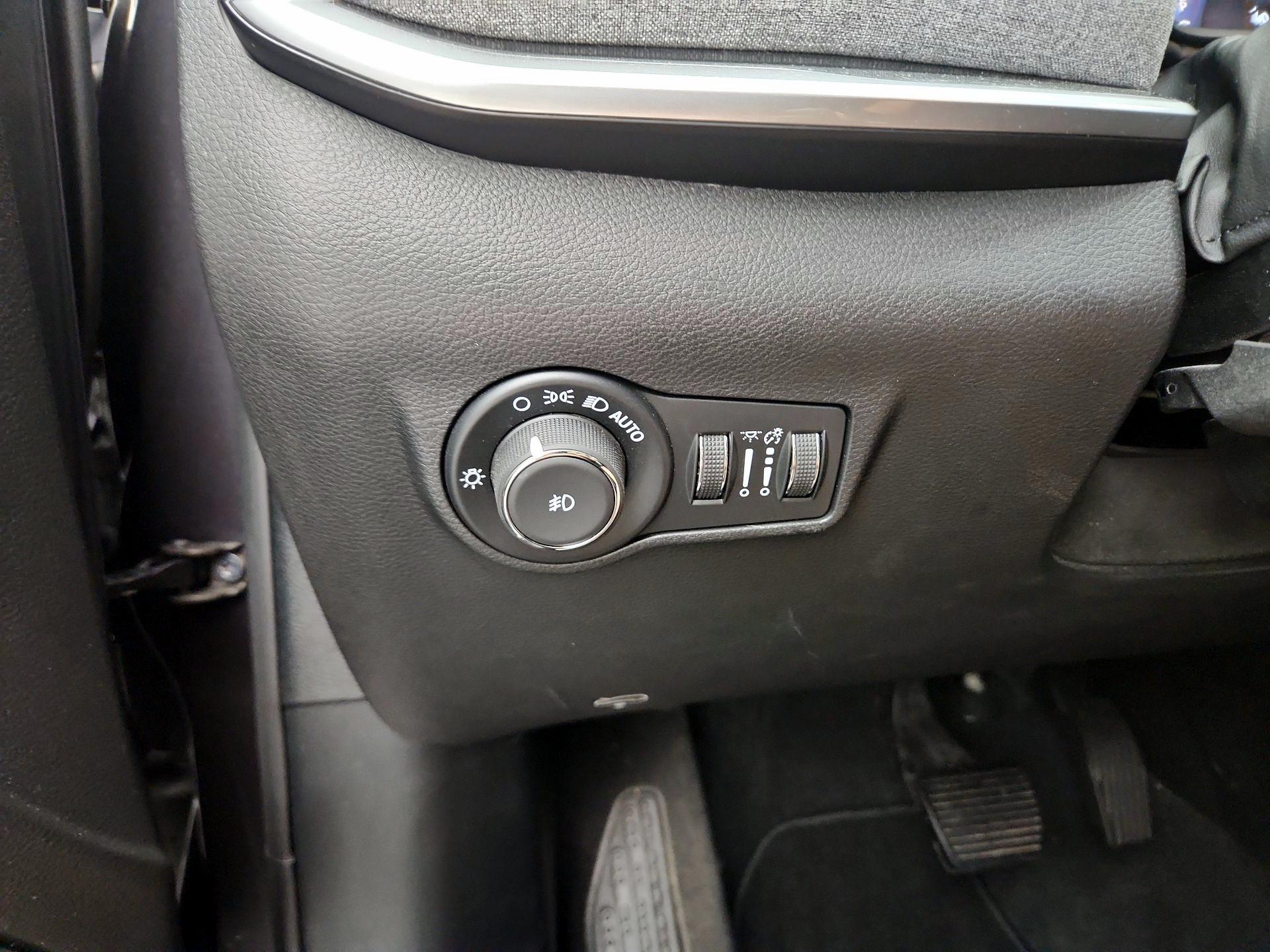 Thumbnail: 2024 Jeep Compass - 13