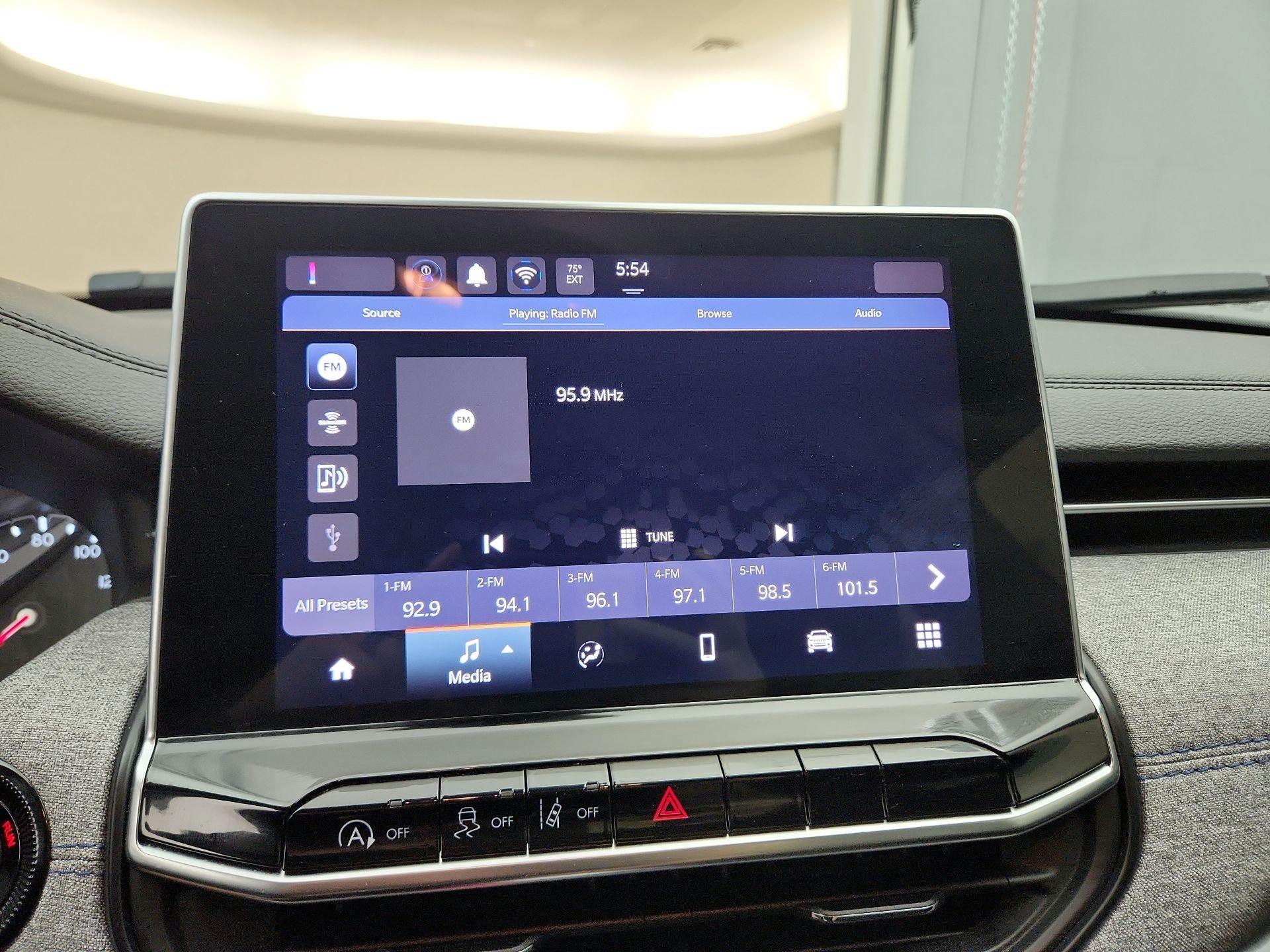 Thumbnail: 2024 Jeep Compass - 15