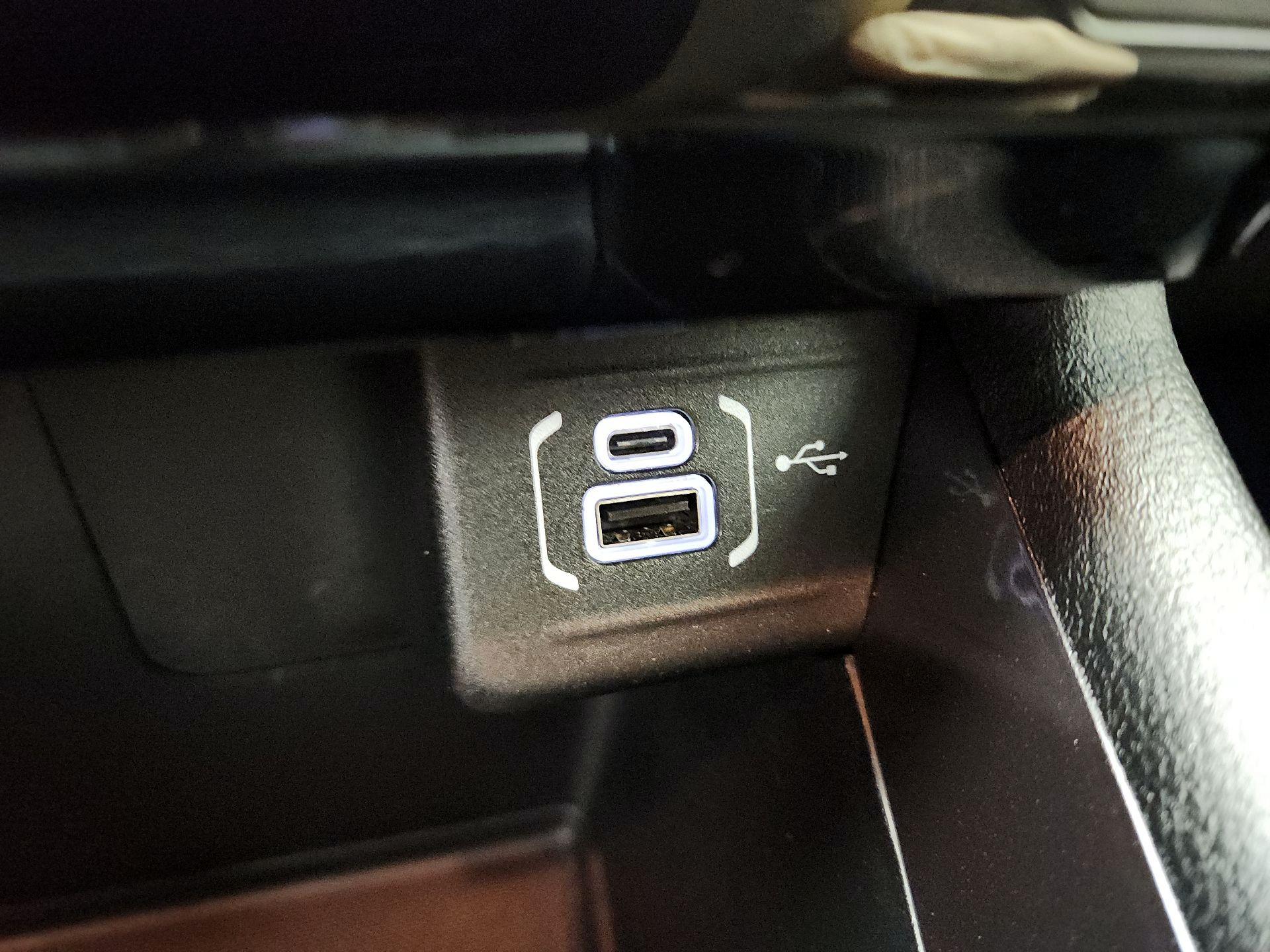 Thumbnail: 2024 Jeep Compass - 18