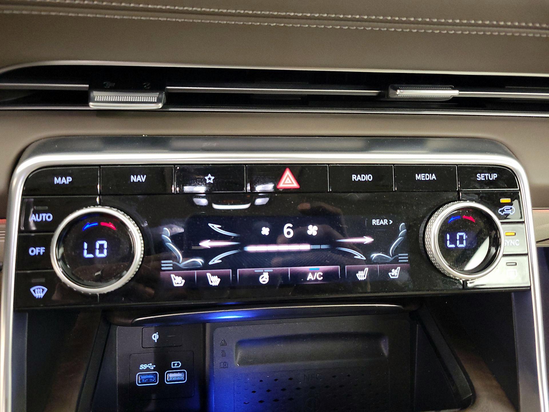 Thumbnail: 2024 Genesis GV80 - 17