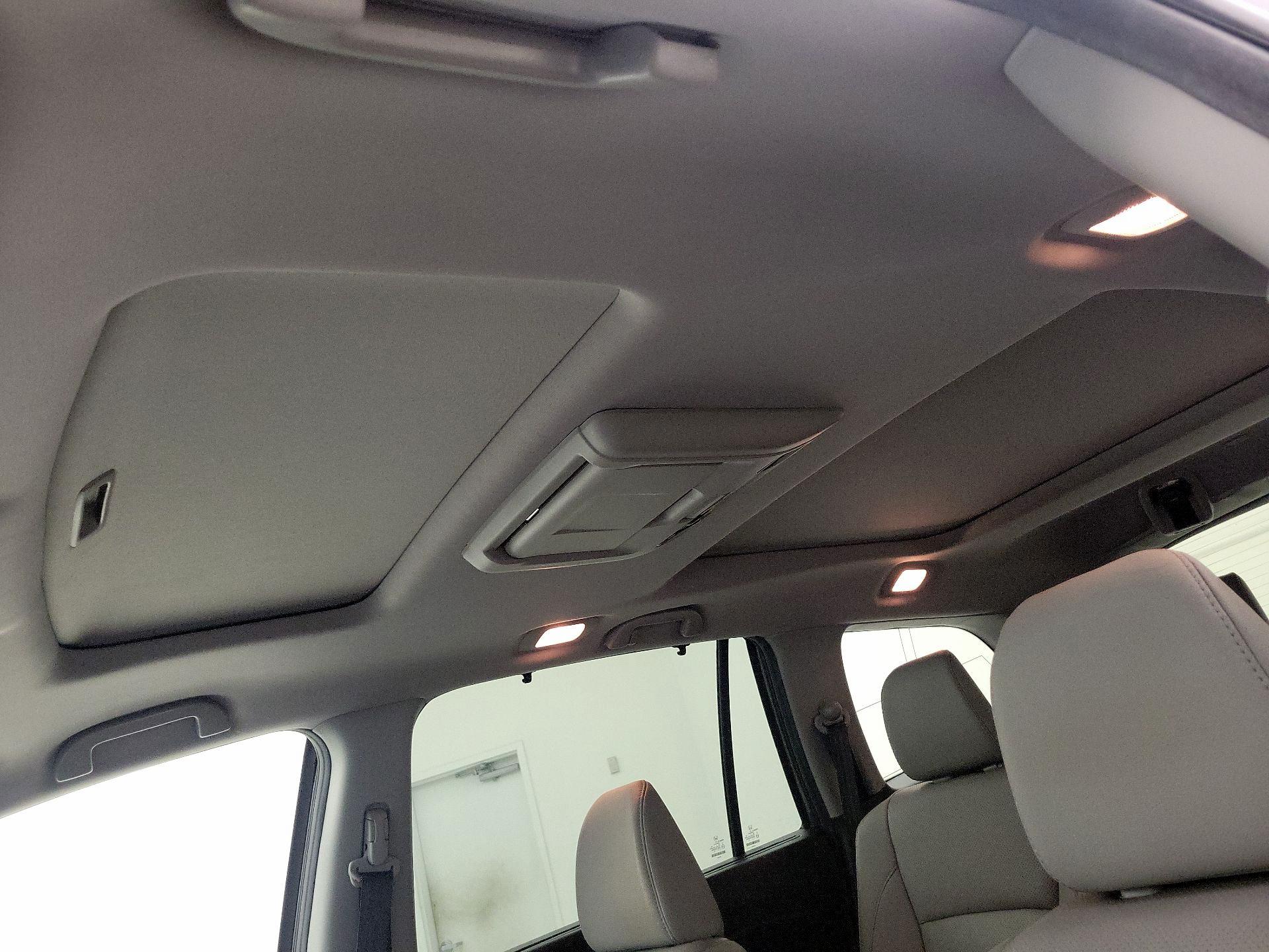 Thumbnail: 2018 Honda Pilot - 20