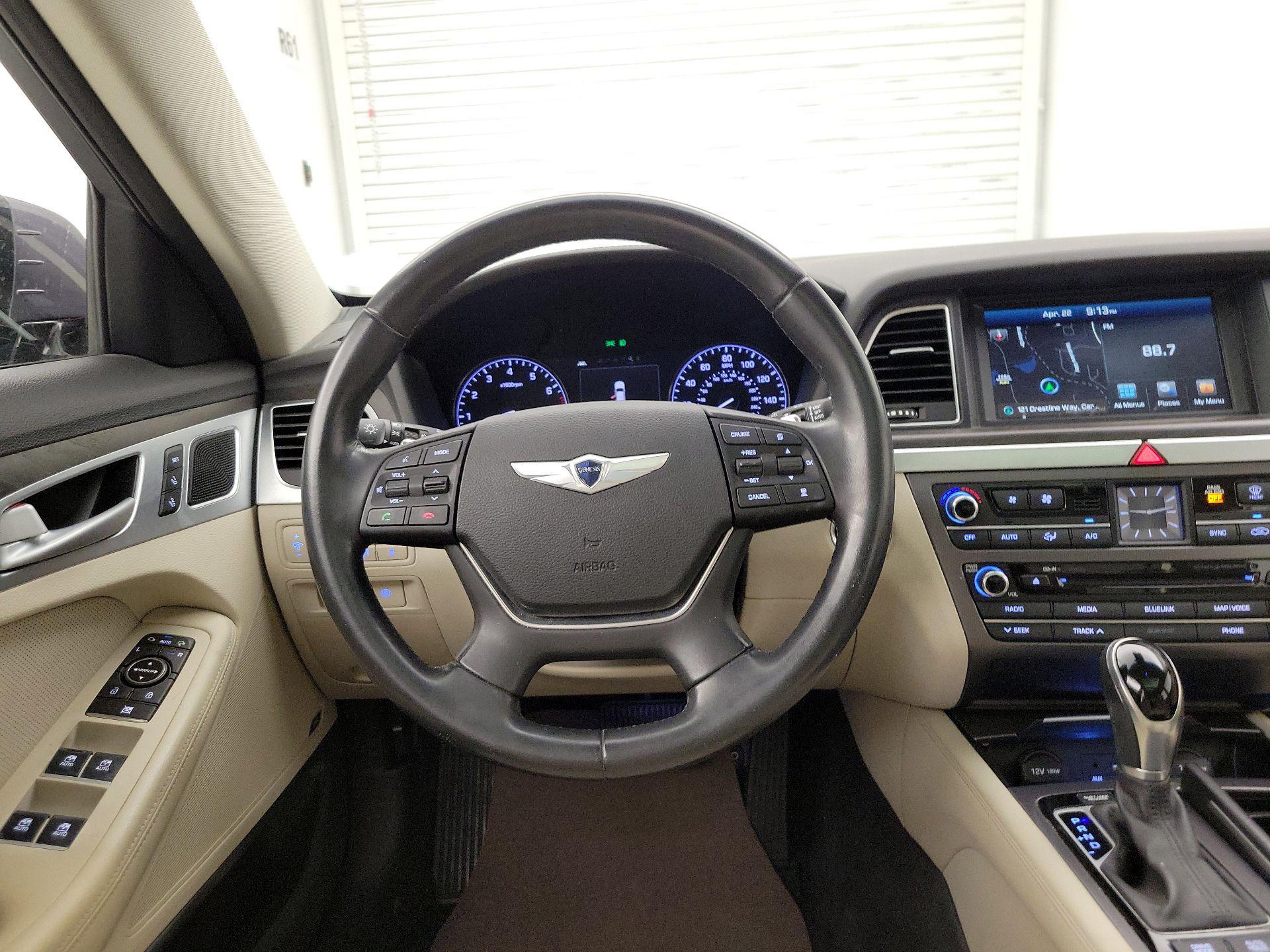 Thumbnail: 2015 Hyundai Genesis - 10