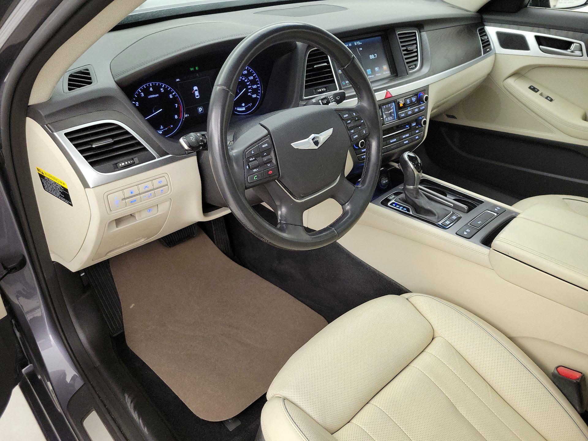 Thumbnail: 2015 Hyundai Genesis - 11